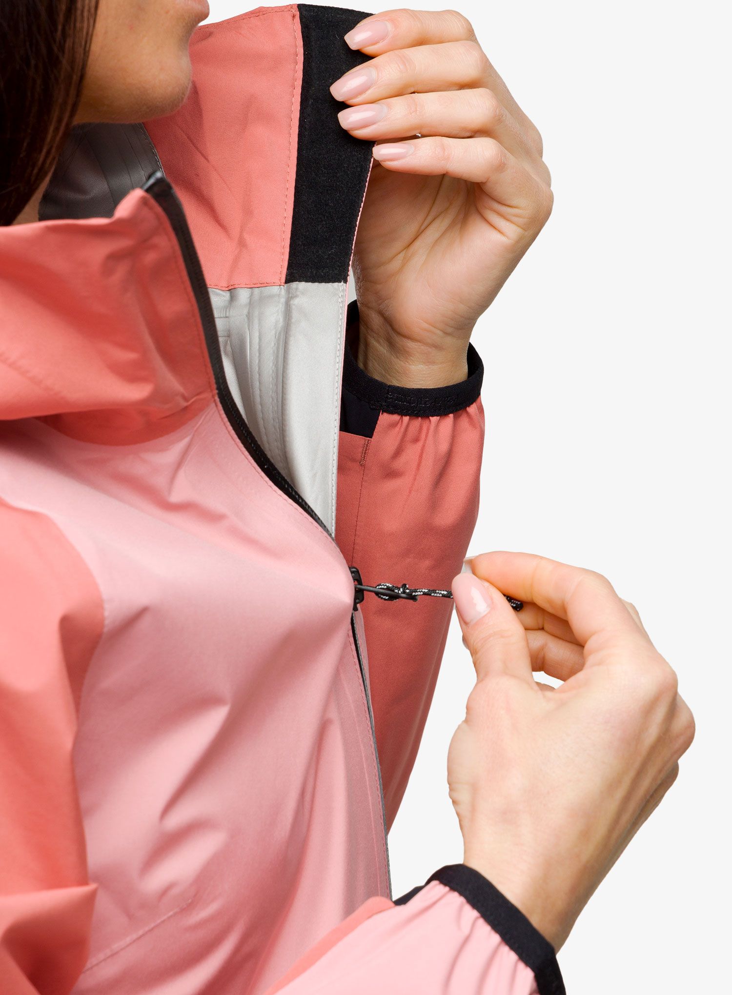 Moteriška striukė Peak Performance Pac GORE-TEX Jacket - trek pink