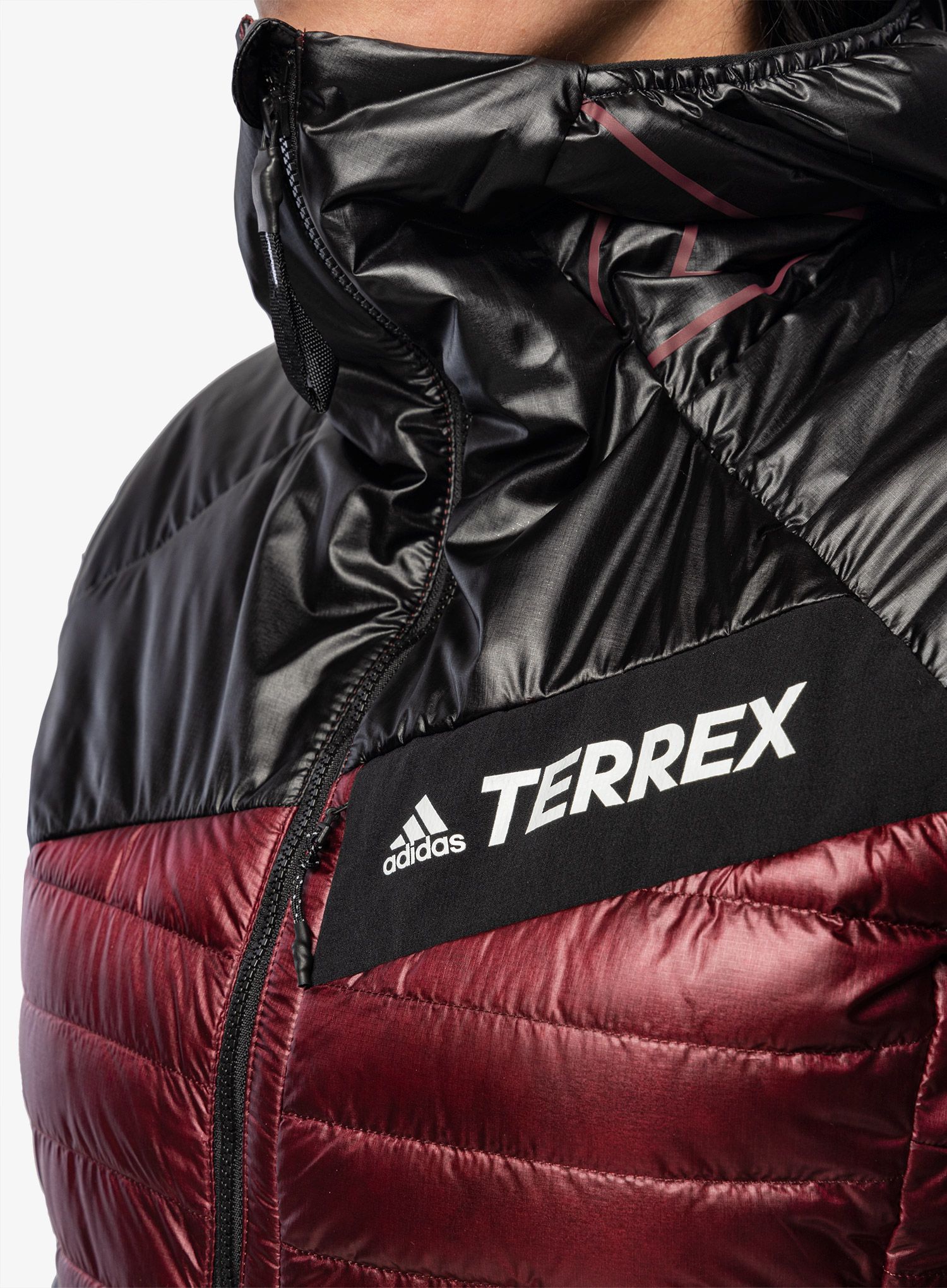 Pūkinė striukė moterims adidas TERREX Techrock Year-Round Down Hooded Jkt - shadow red/black