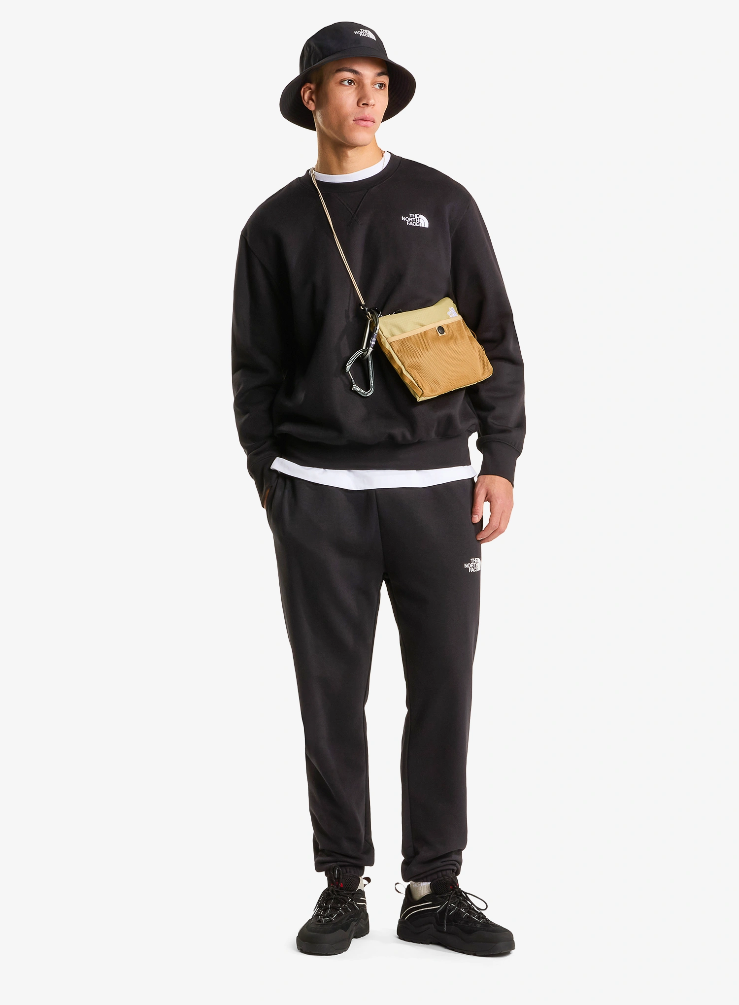 Džemperis The North Face Essential Relaxed Crew - tnf black