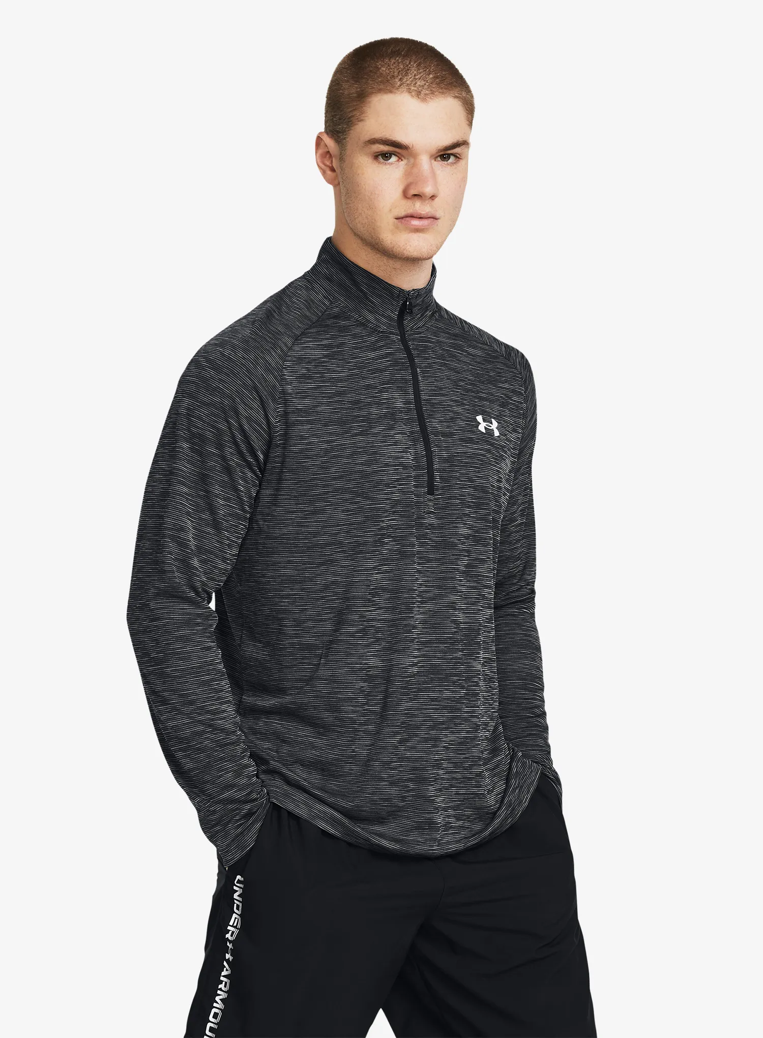 UnderArmourTechTextured12Zip_blackwhite_fw26_196885584756_1_025.webp