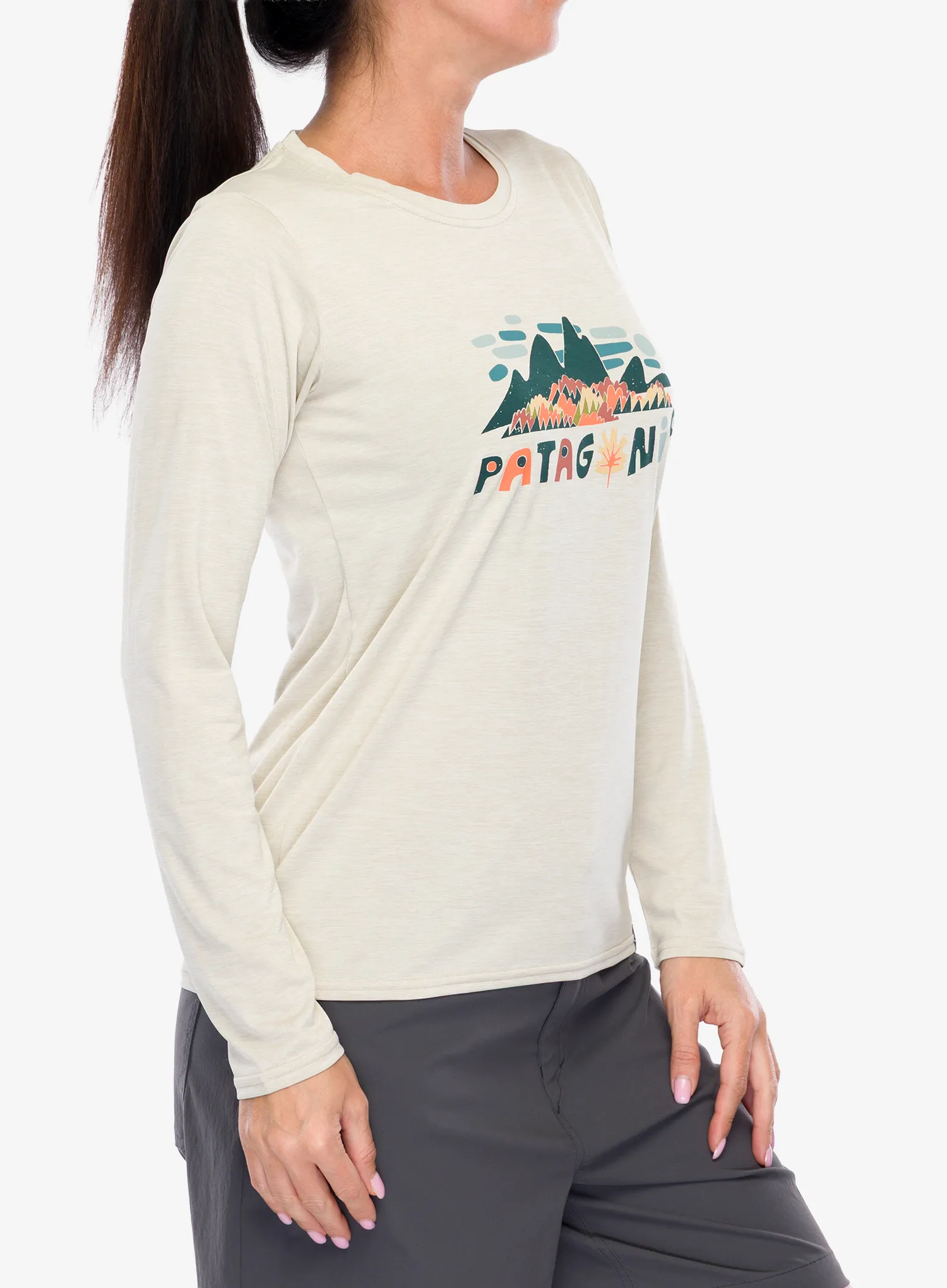 Džemperis moterims Patagonia L/S Capilene Cool Daily Graphic Shirt - fitz roy foliage/pumice x-dye