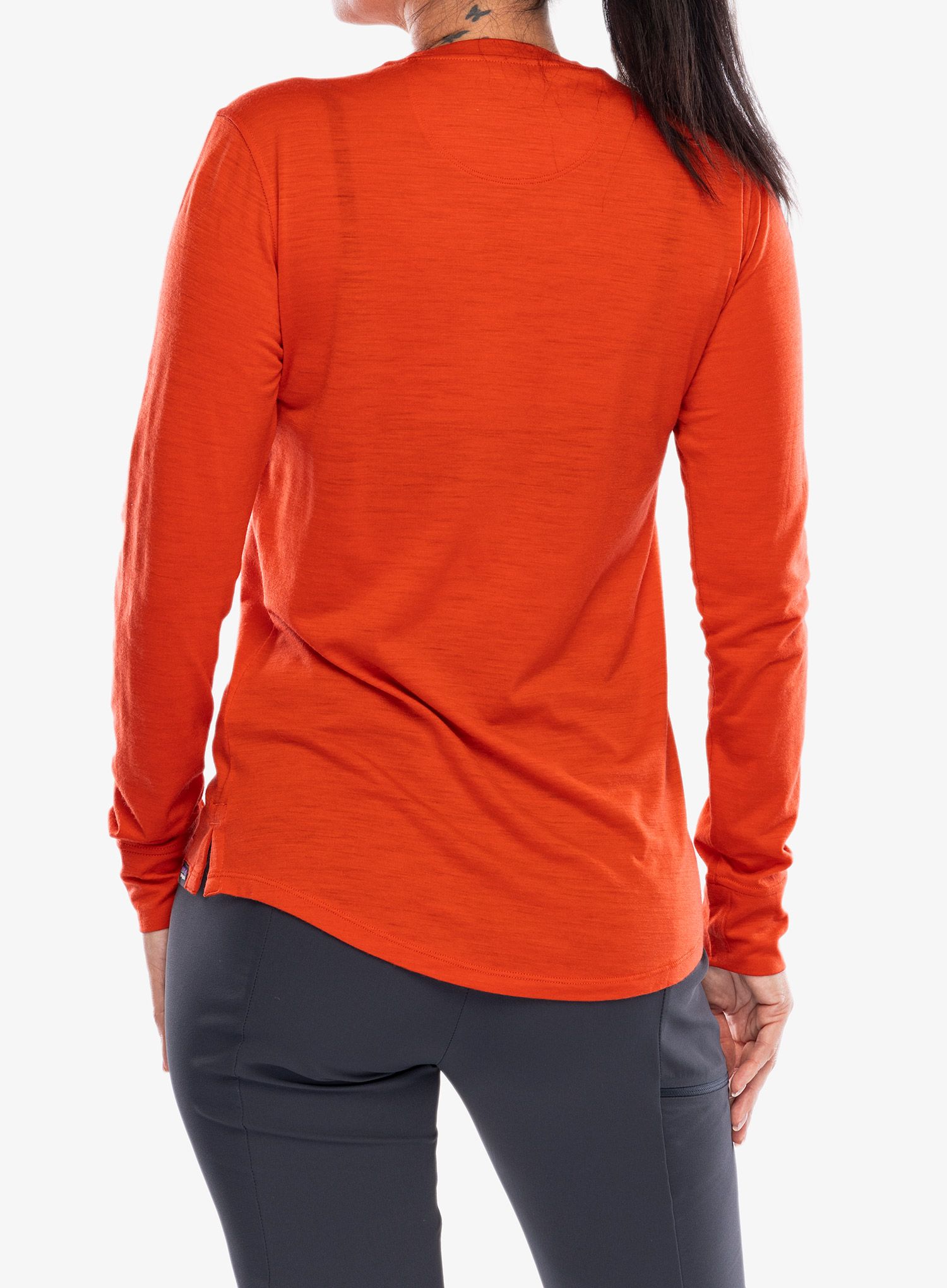 Džemperis moterims Patagonia L/S Cap Cool Merino Graphic - outline text logo madder red