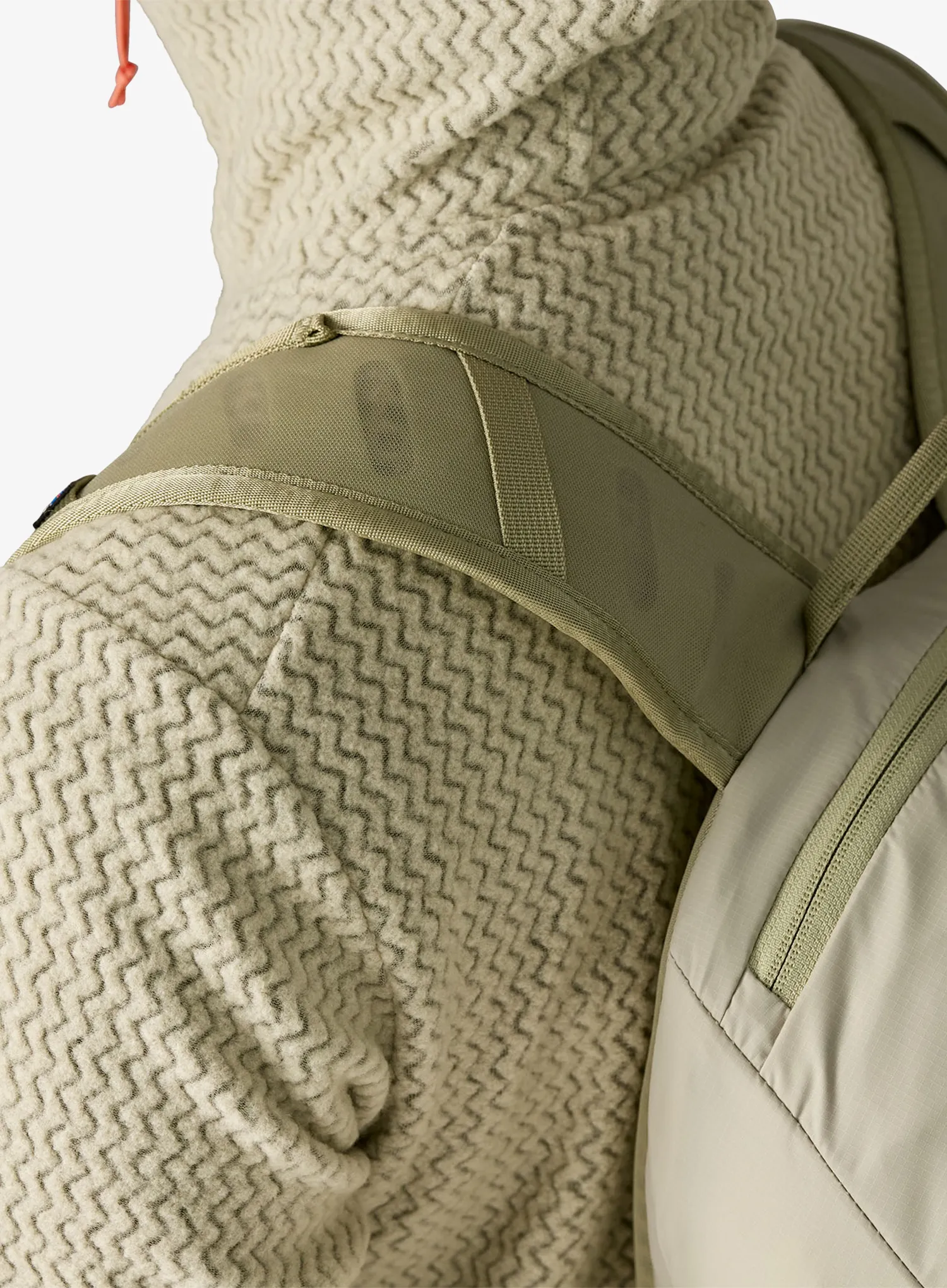 Moteriškas džemperis su užtrauktuku Patagonia R1 Air Full-Zip Hoody - weathered stone