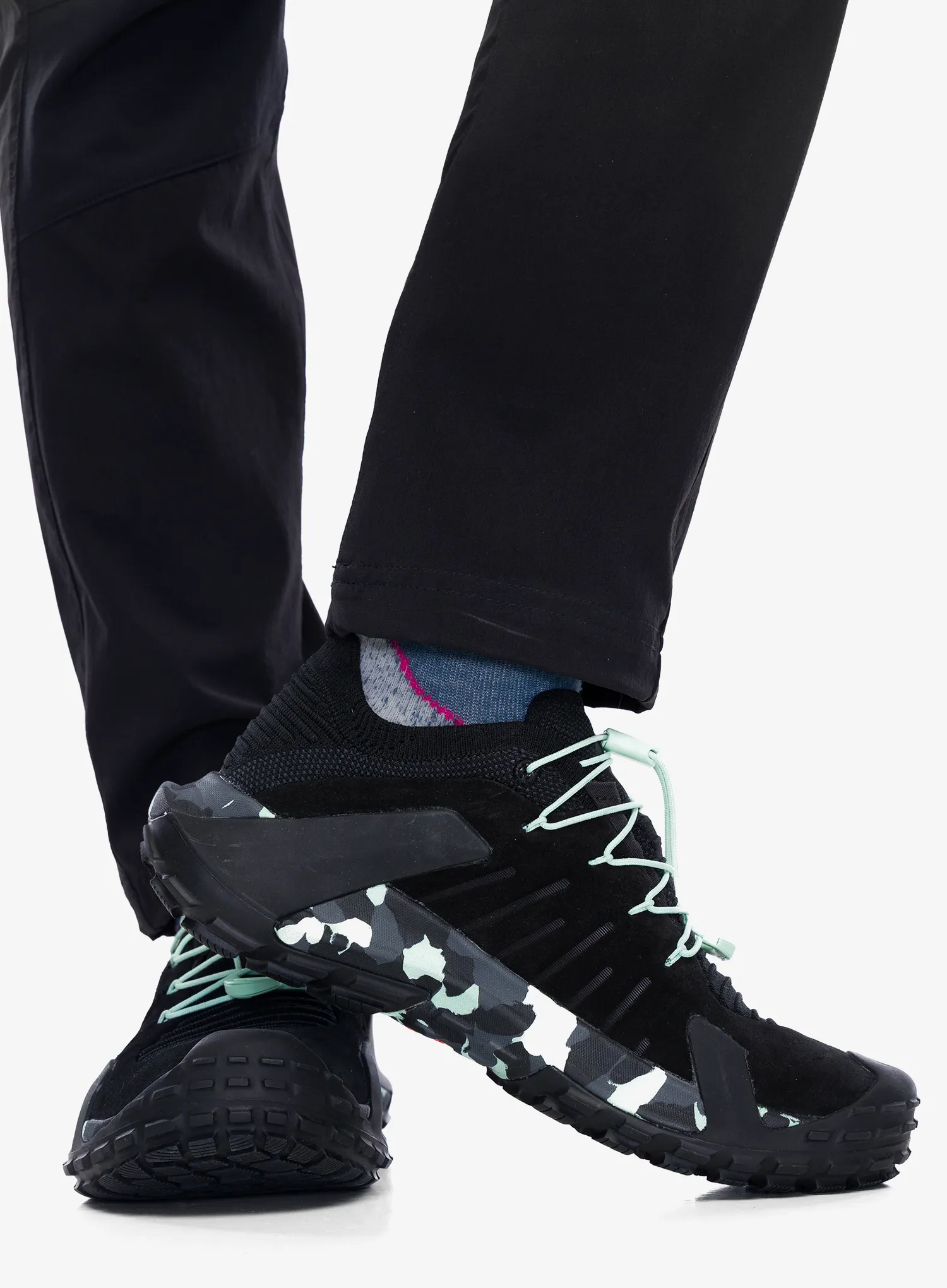 Batai moteriški Mammut Hueco II Low GTX - black/neo mint