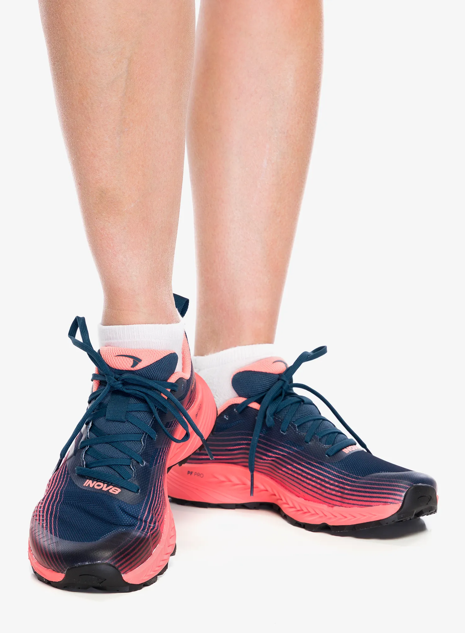 Bėgimo batai moterims Inov-8 TrailFly Speed Wide - navy/coral