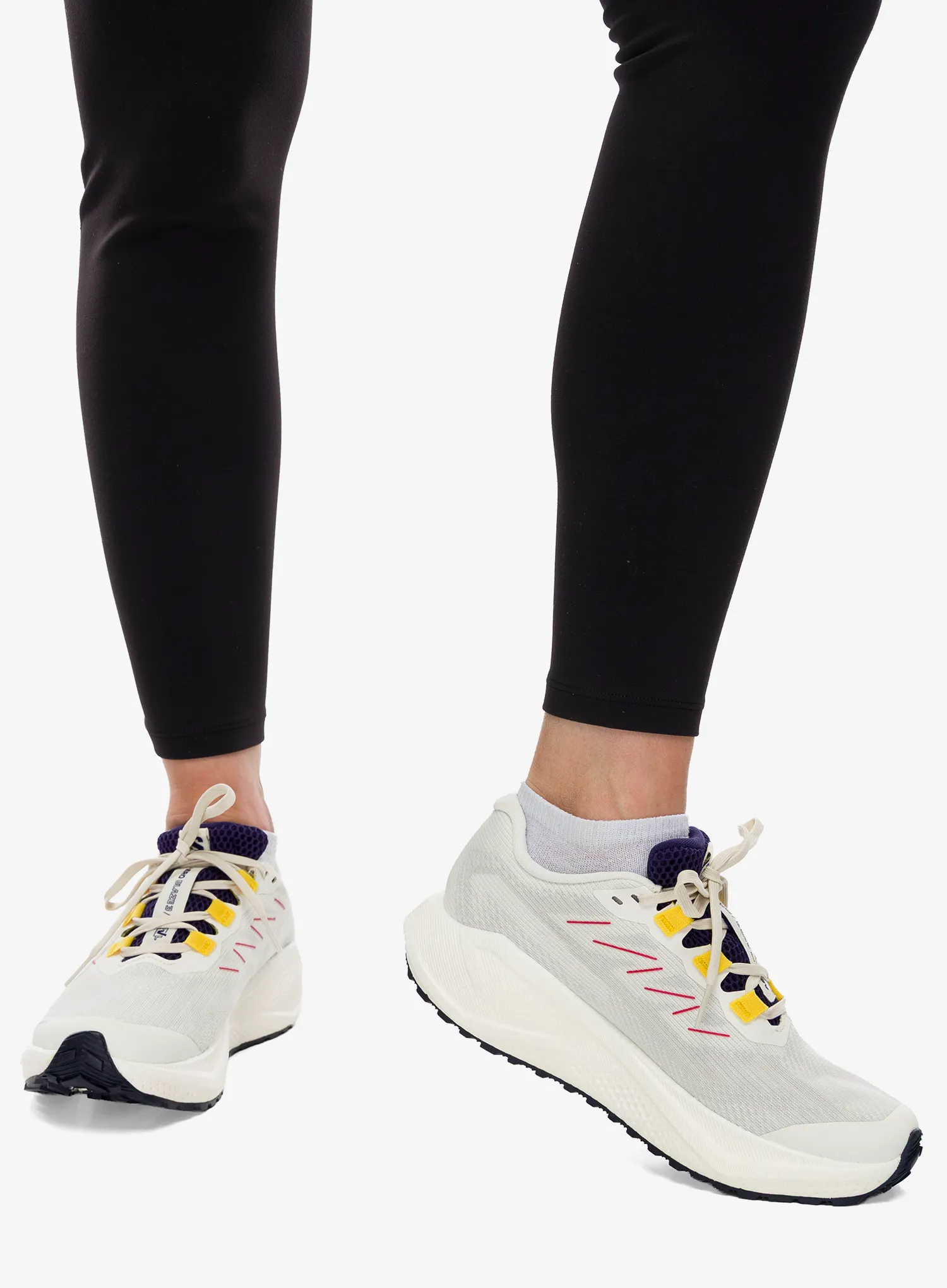 Bėgimo batai moterims Salomon Aero Blaze 3 Grvl GTX - vanila/astral/astral