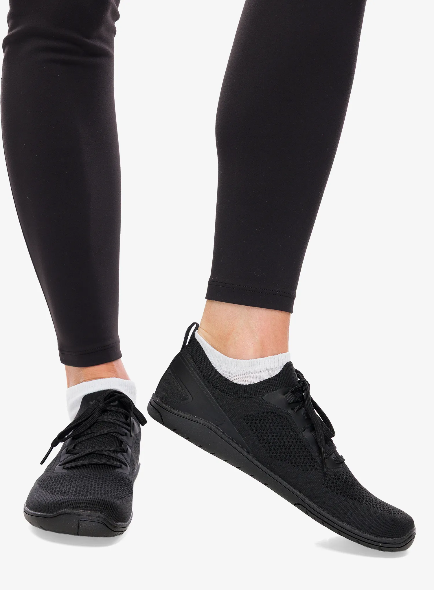 Bėgimo batai moterims Xero Shoes Nexus Knit - black/black