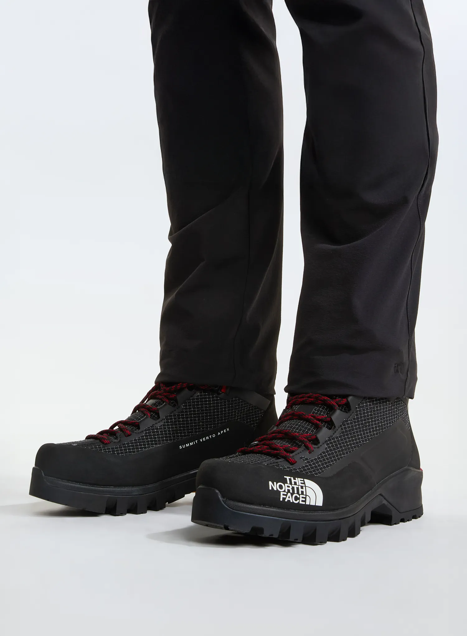 Batai pusiau automatinėms katėms The North Face Summit Verto Apex GORE-TEX - tnf black/tnf red