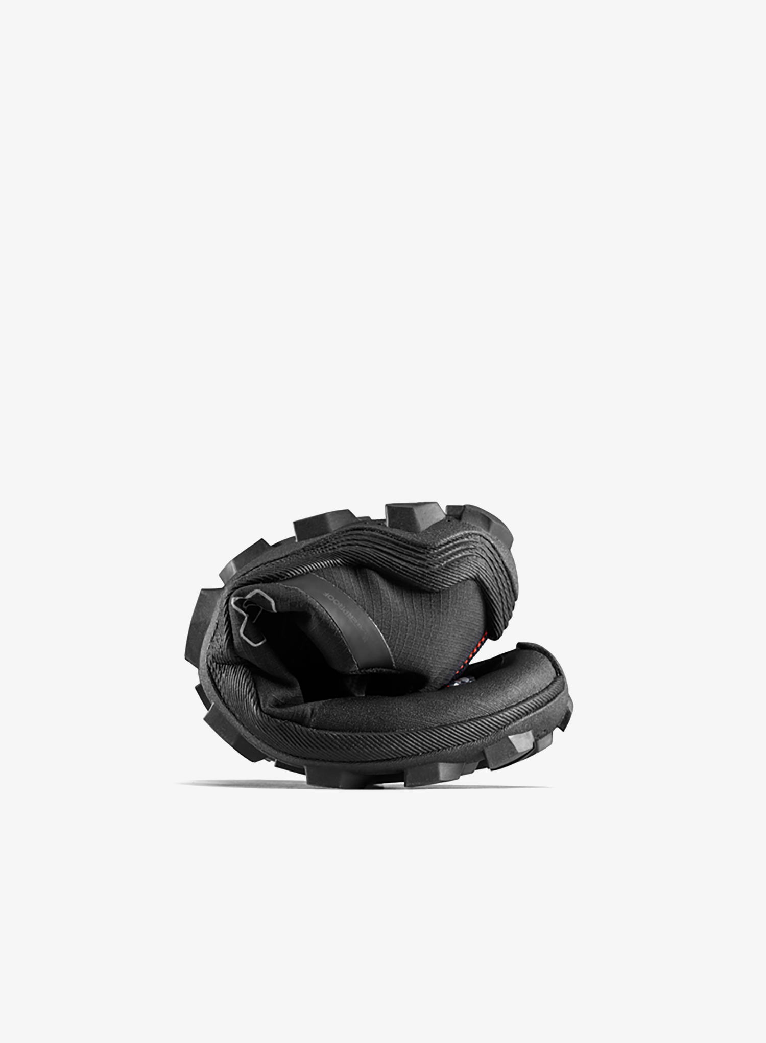 Vyriški batai Vivobarefoot Primus Trail Flow WP - eclipse/molten lava