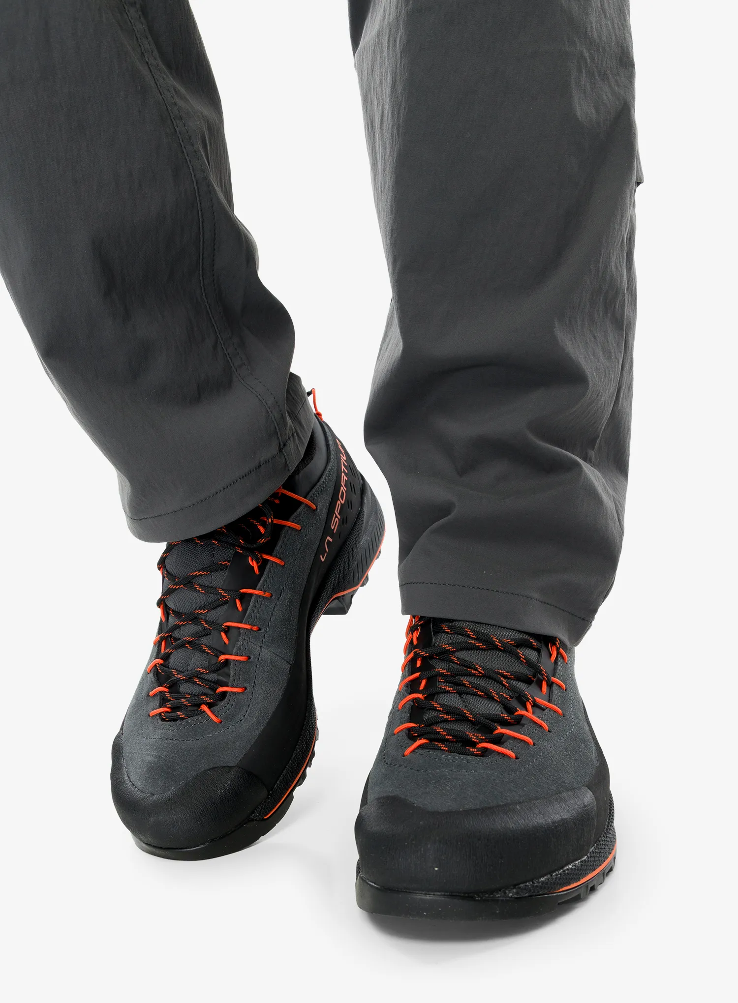 Vyriški batai La Sportiva TX4 Evo - carbon/cherry tomato