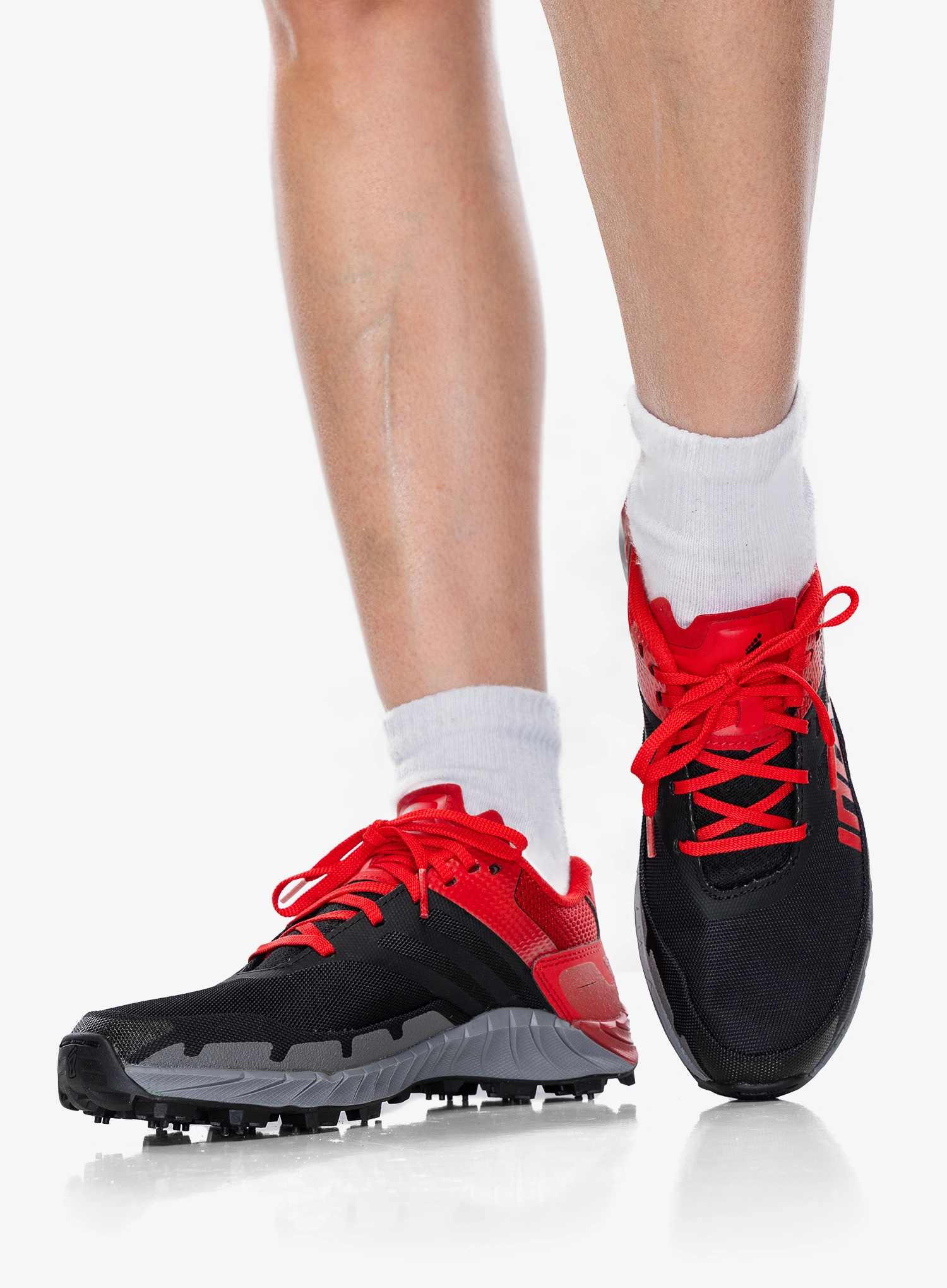 Bėgimo bateliai moterims Inov-8 Oroc Ultra 290  - red/black