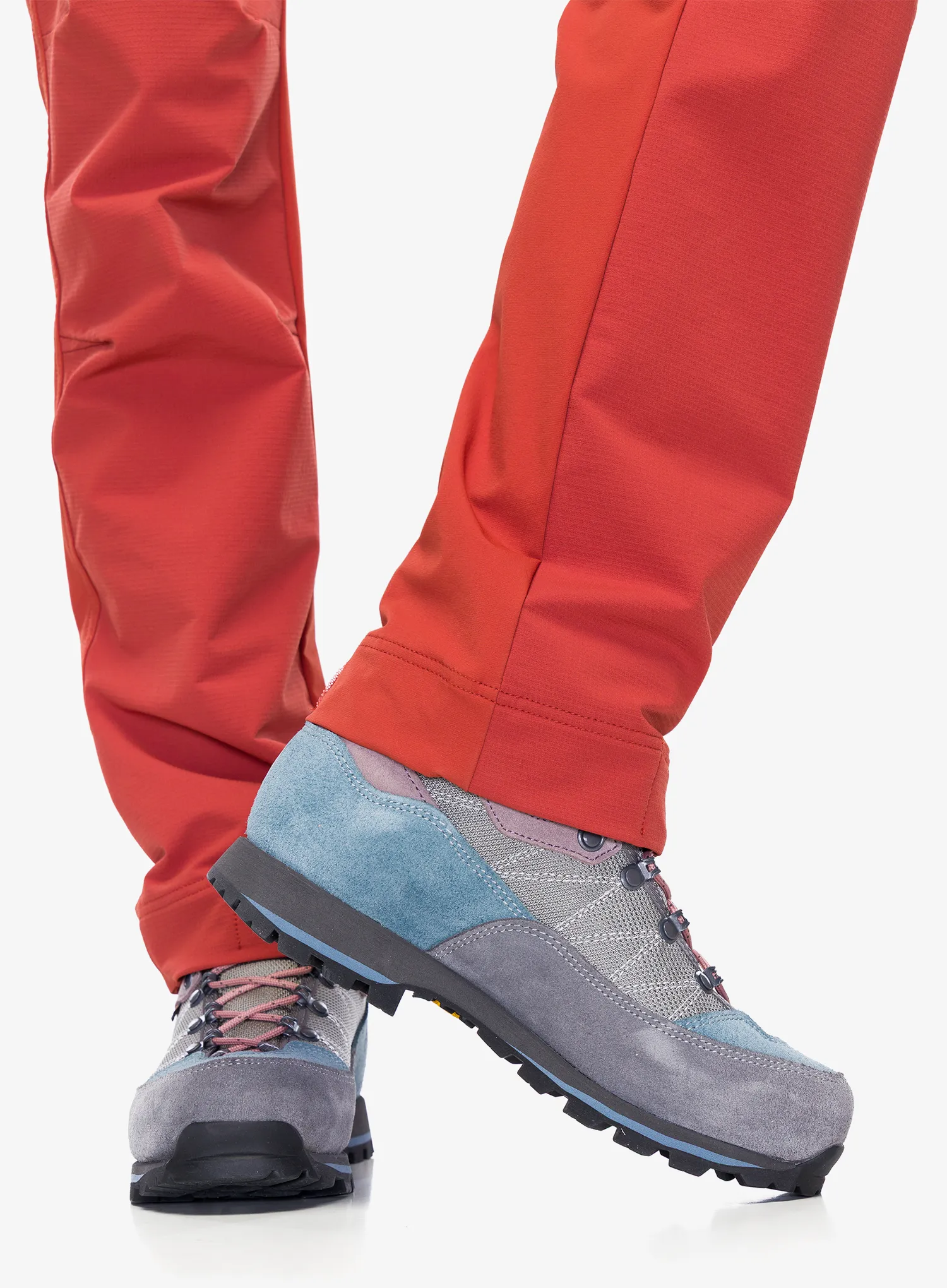 Žygio batai moterims AKU Trekker Lite III GTX - grey/avio