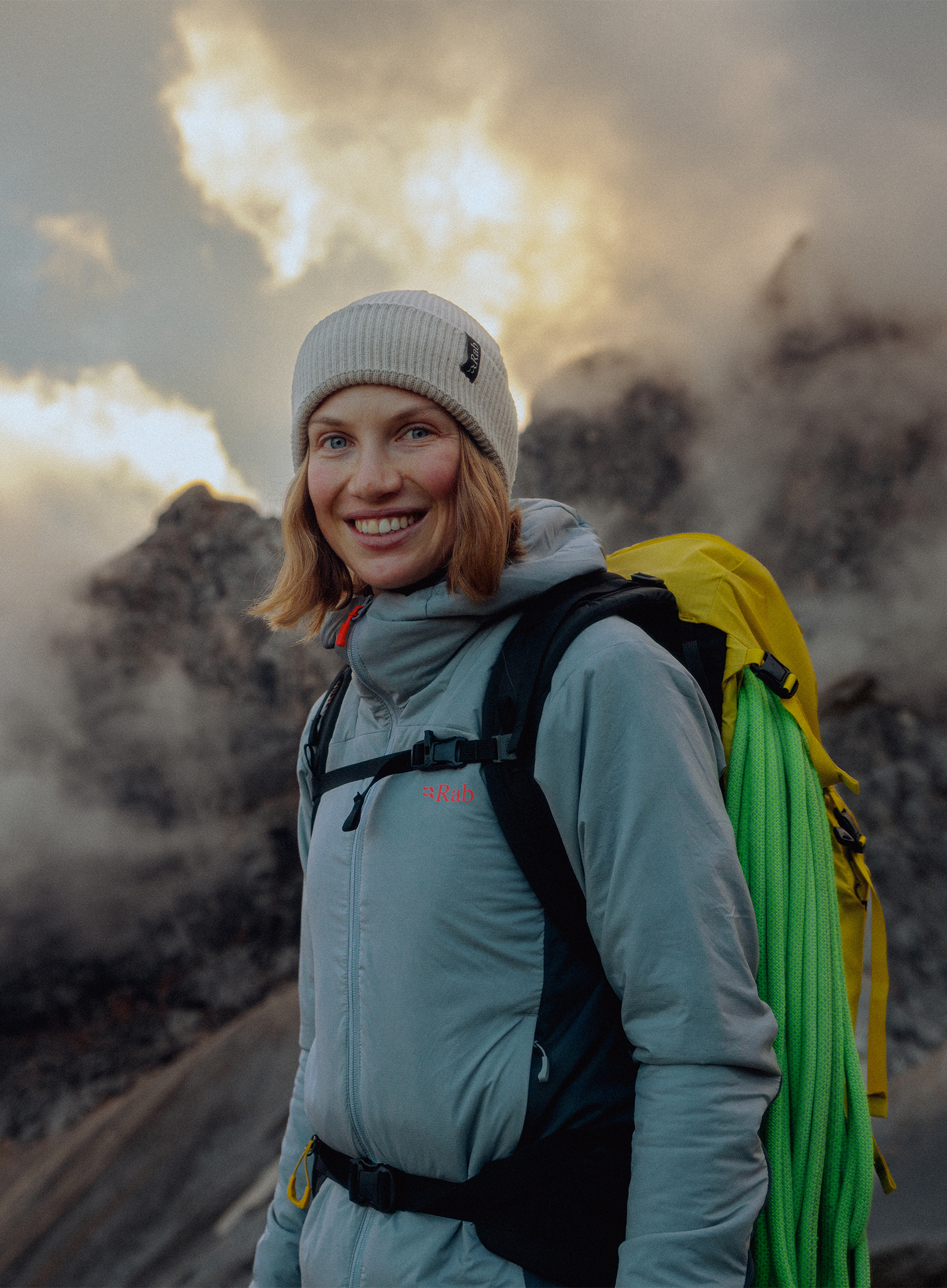 Kepurė Rab Perimeter Rolled Beanie - pebble