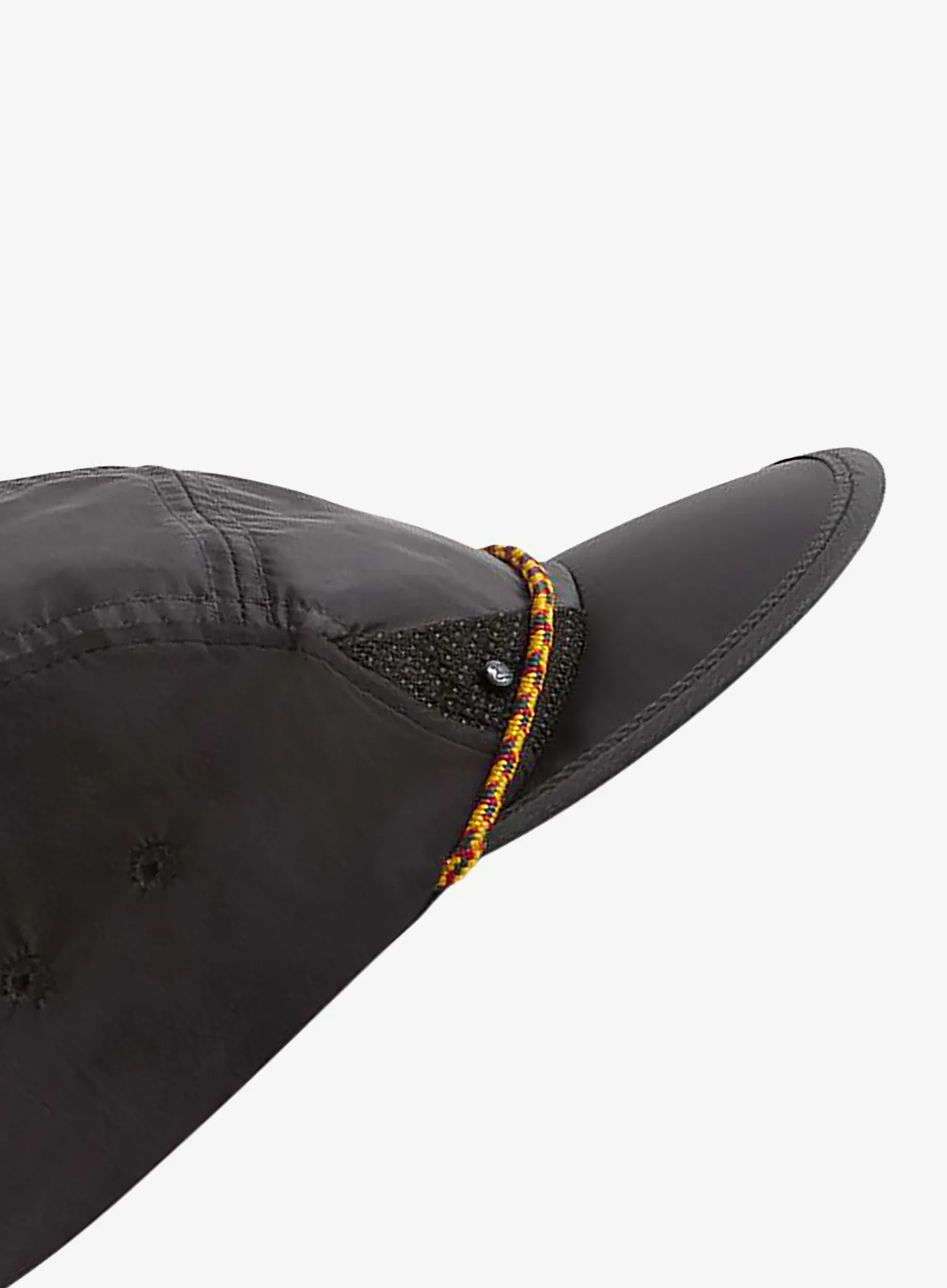 Kepurė su snapeliu Klattermusen Runa Five Panel Cap - raven