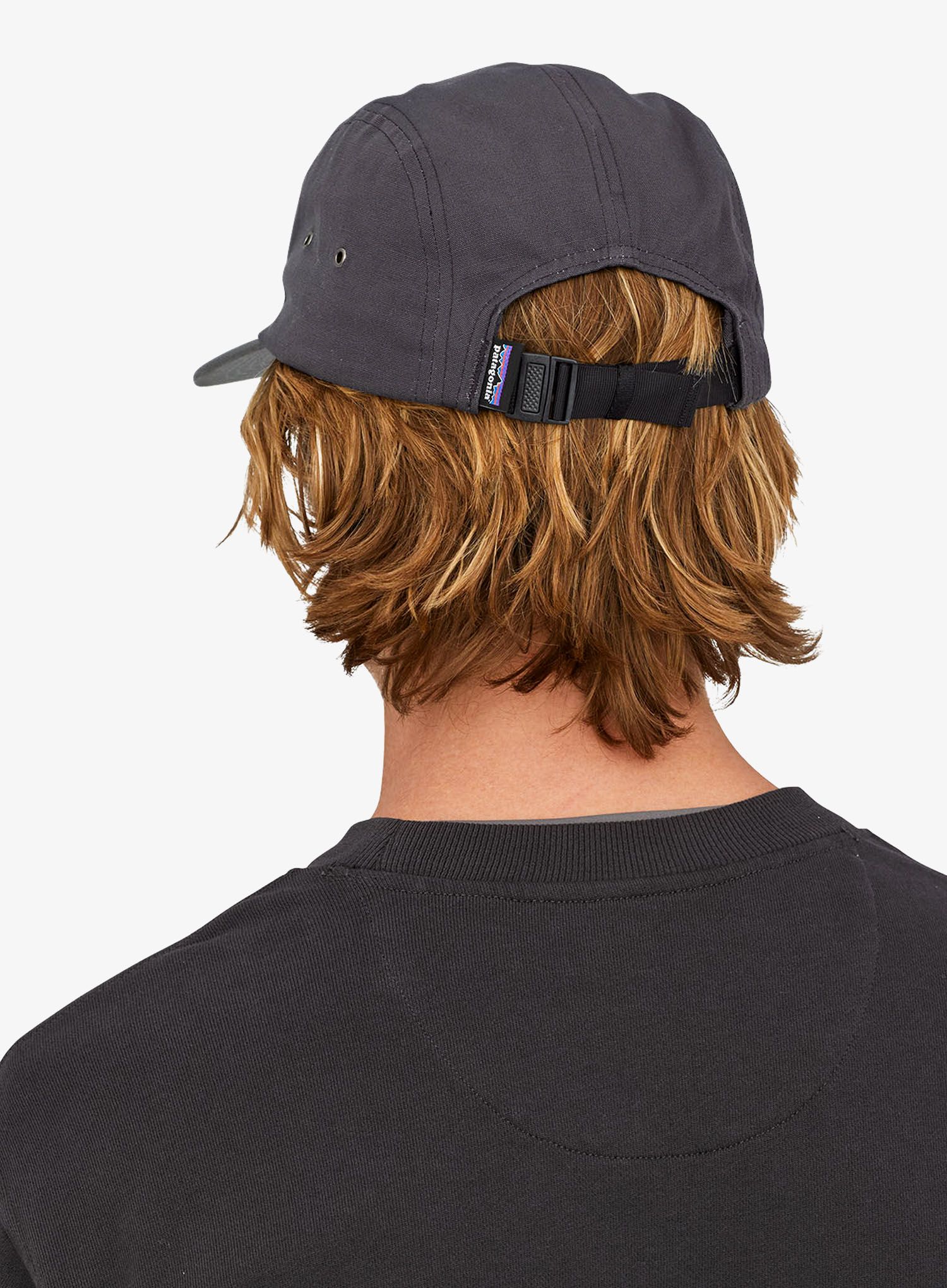 Kepurė su snapeliu Patagonia P-6 Label Maclure Hat - p-6 label/black