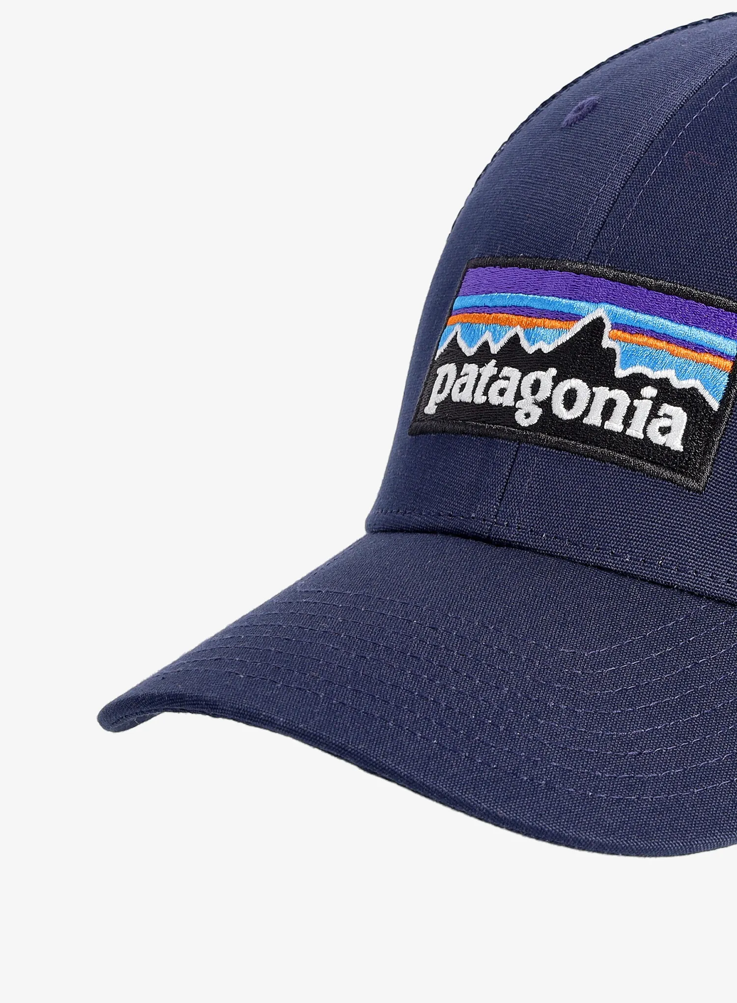 Kepurė su snapeliu Patagonia P-6 Logo LoPro Trucker Hat - new navy