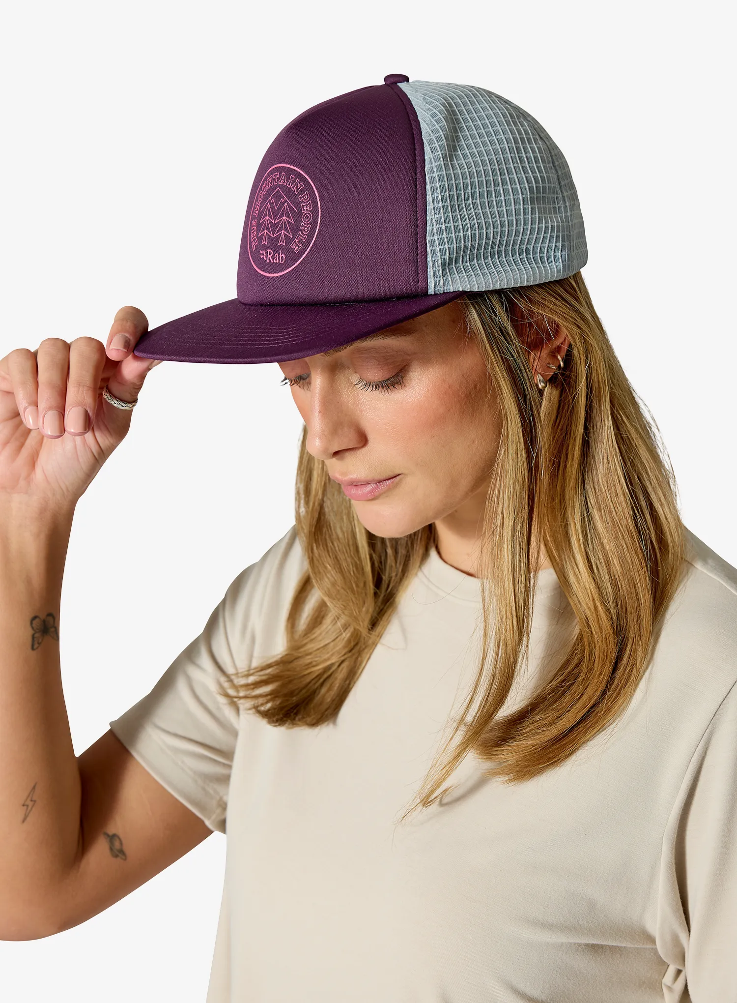 Kepurė su snapeliu Rab Cirque Print Cap - mulberry/pewter