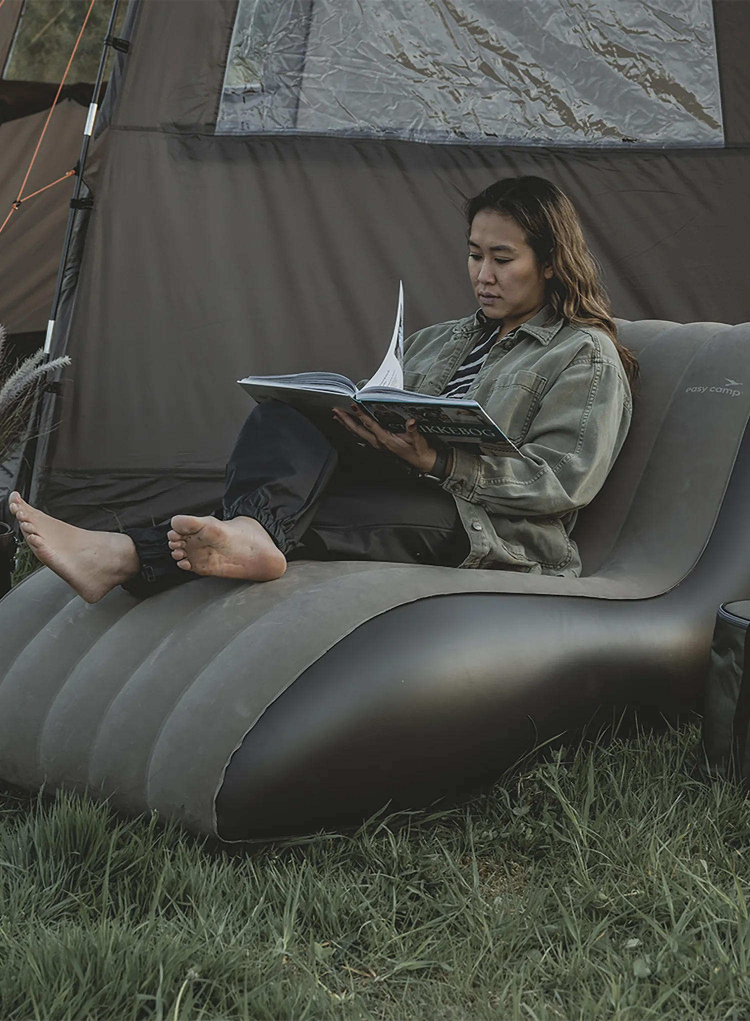 Pripučiamas fotelis Easy Camp Maple Lounger