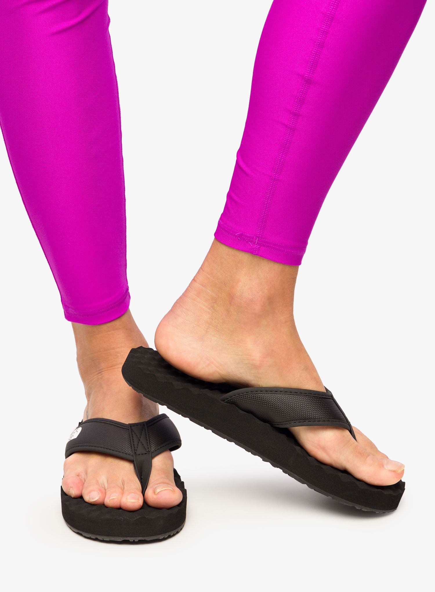 Šlepetės per pirštą The North Face Base Camp Flip-Flop II - tnf black/tnf white
