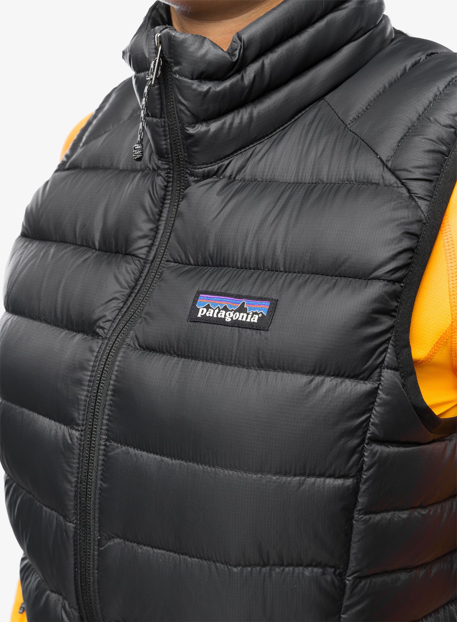 Moteriška liemenė Patagonia Down Sweater Vest - black/black