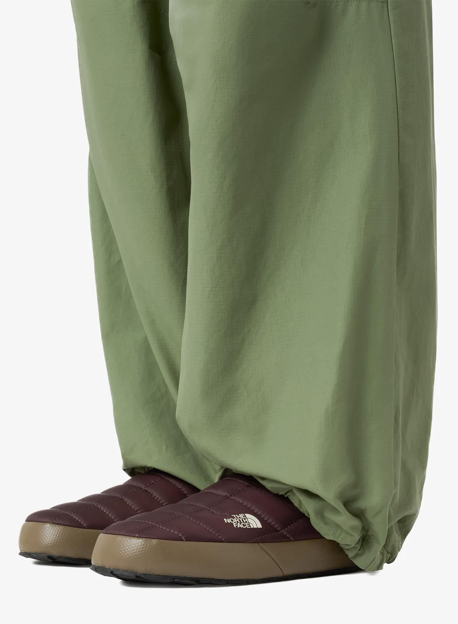 Moteriškos apšiltintos namų šlepetės The North Face ThermoBall Traction Mule V - tawny quartz/mocha brown