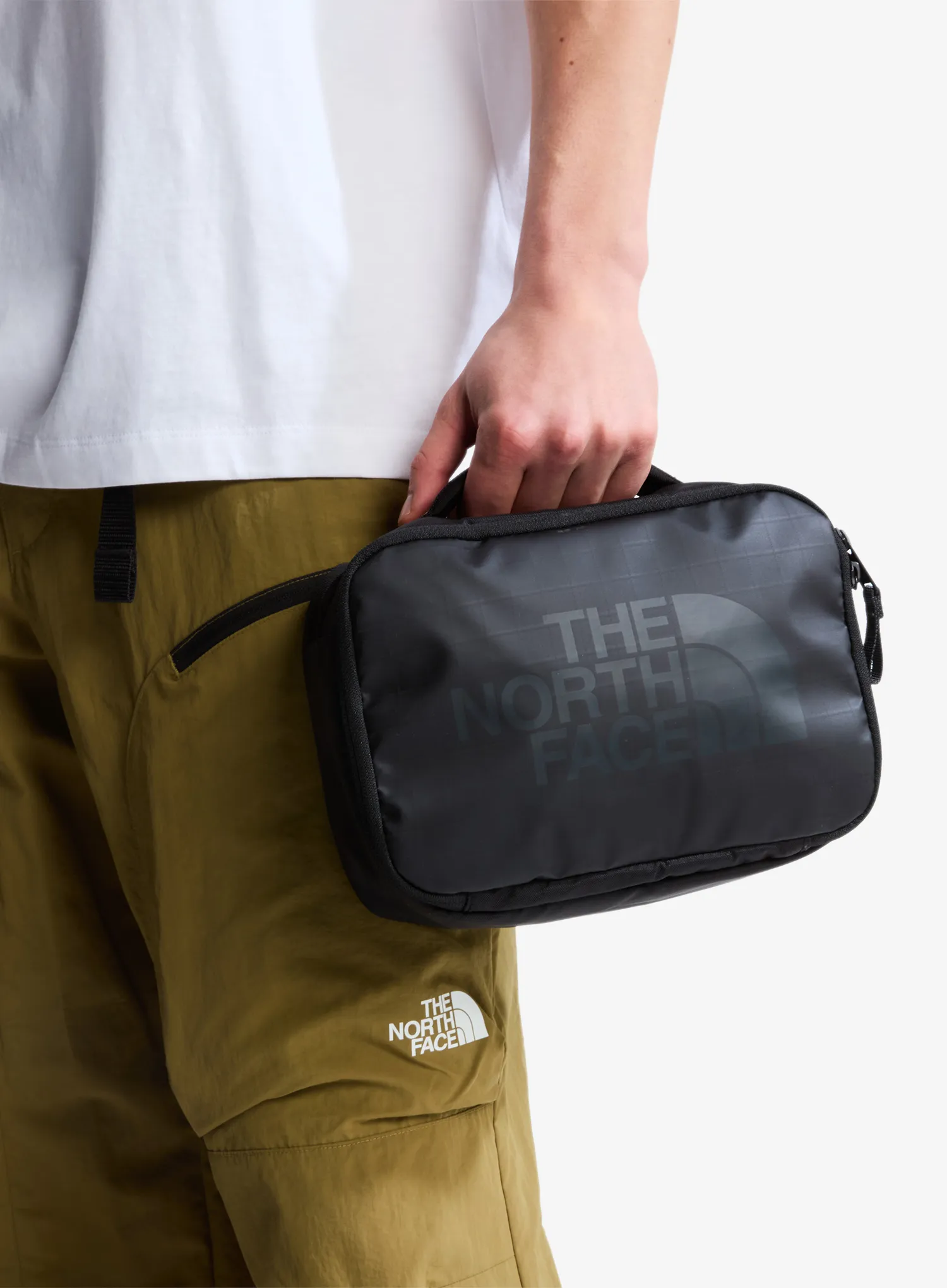 Kosmetinė The North Face Base Camp Voyager Toiletry Kit - black/grey