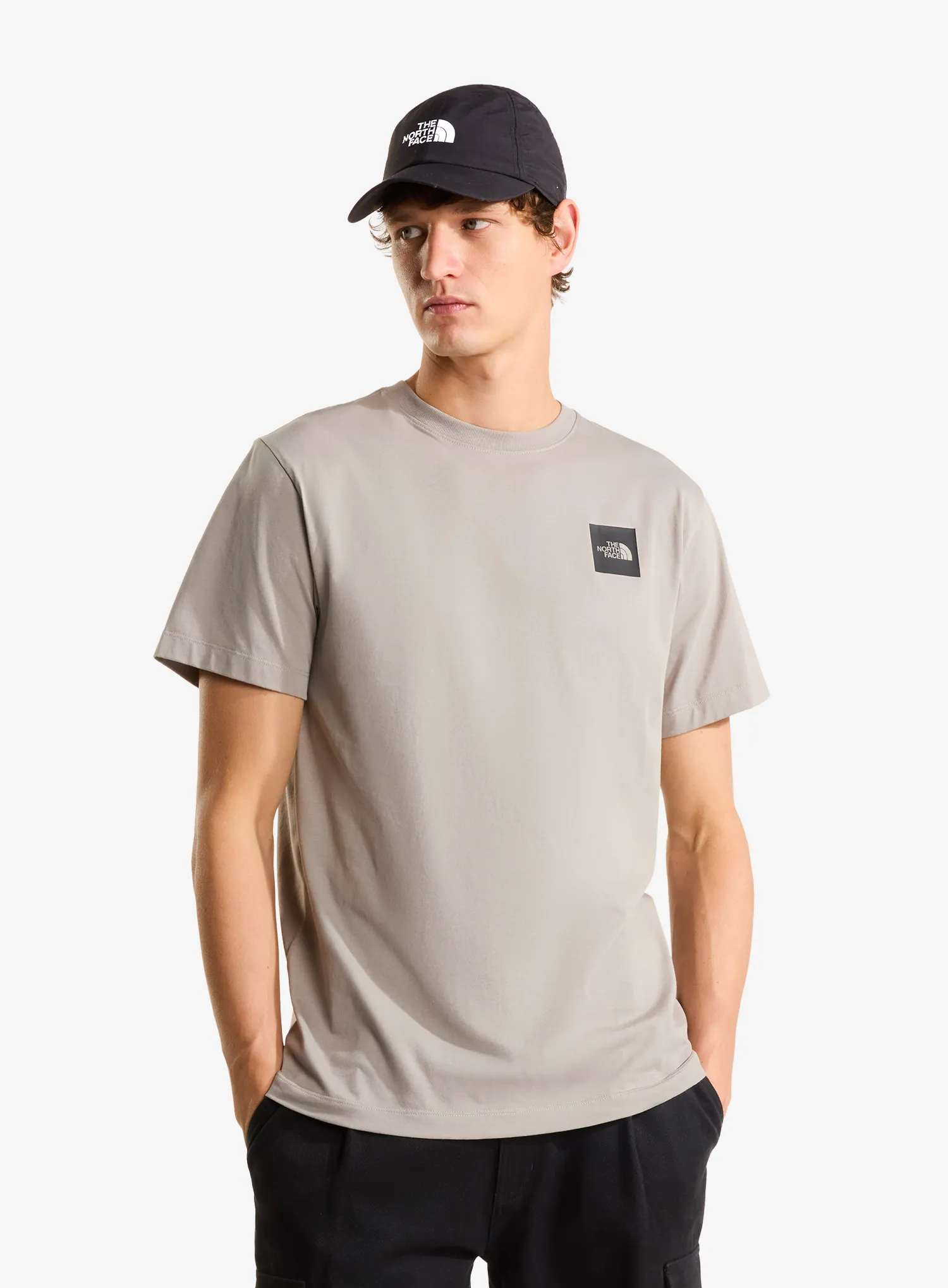 TheNorthFaceEvolutionBoxHalfDomeRegularShort_stoneslab_fw26_198268898818_1_441.webp