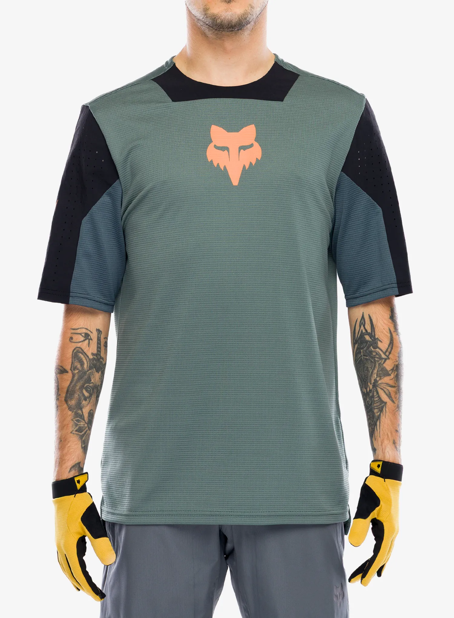 FoxDefendSSJerseyCreationsage198571090633a.webp