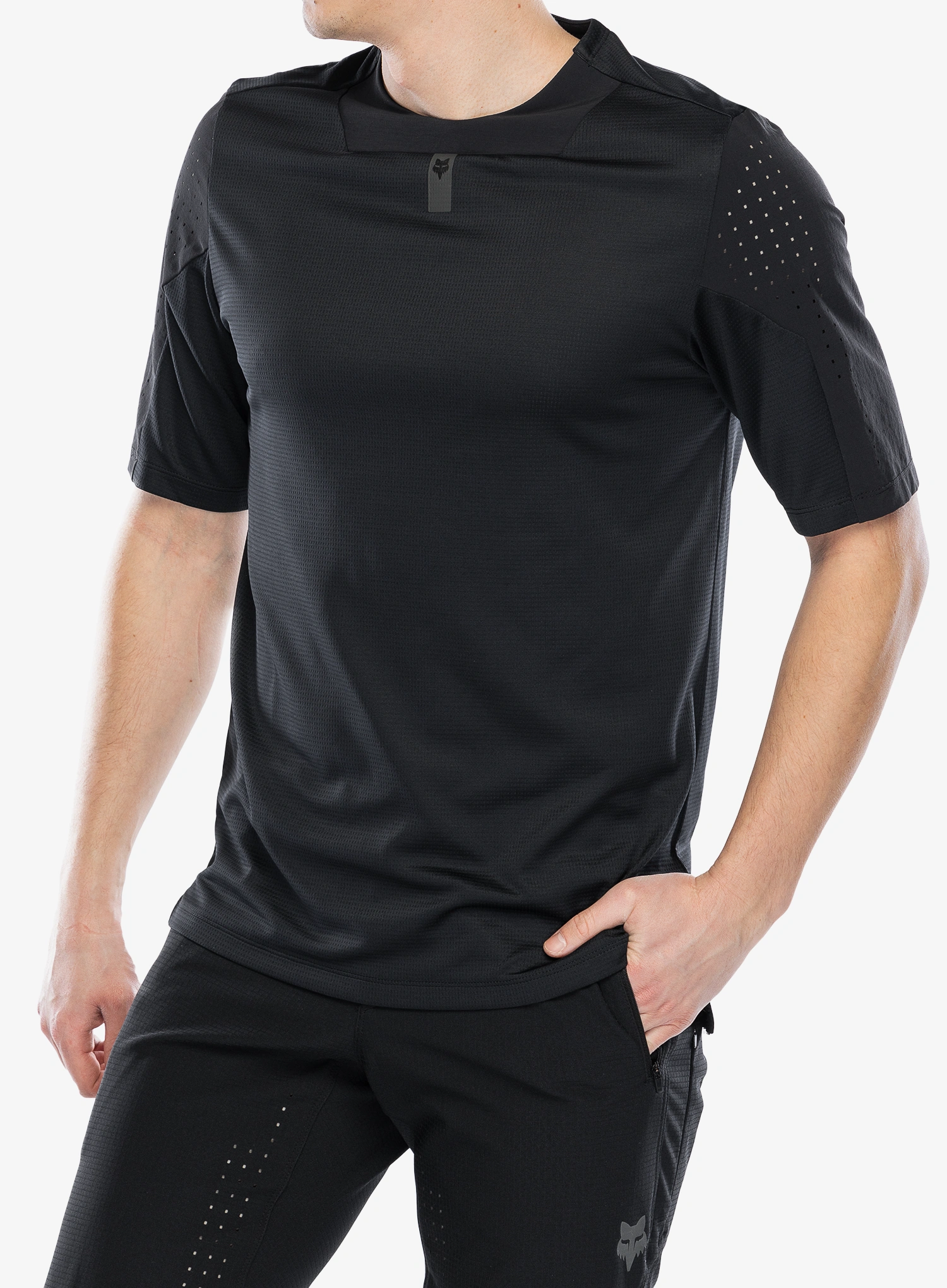 Marškinėliai Fox Defend SS Jersey - black