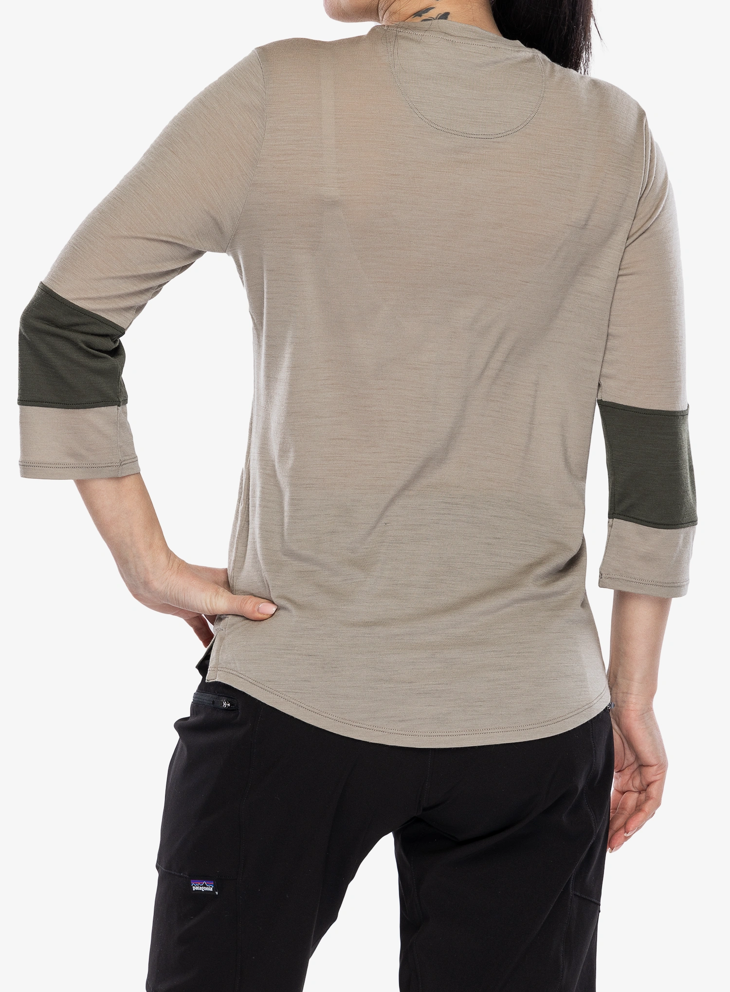 Moteriški dviratininko marškinėliai Patagonia Merino 3/4 Sleeve Bike Jersey - seabird grey