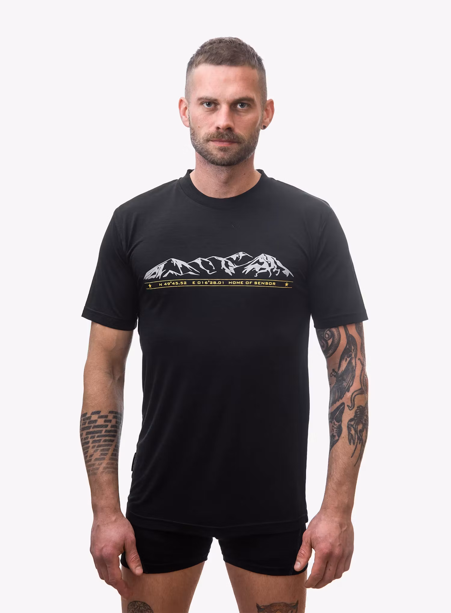 SensorMerinoActivePTTeeSS_blackmountains_fw26_sku_30407_057.webp