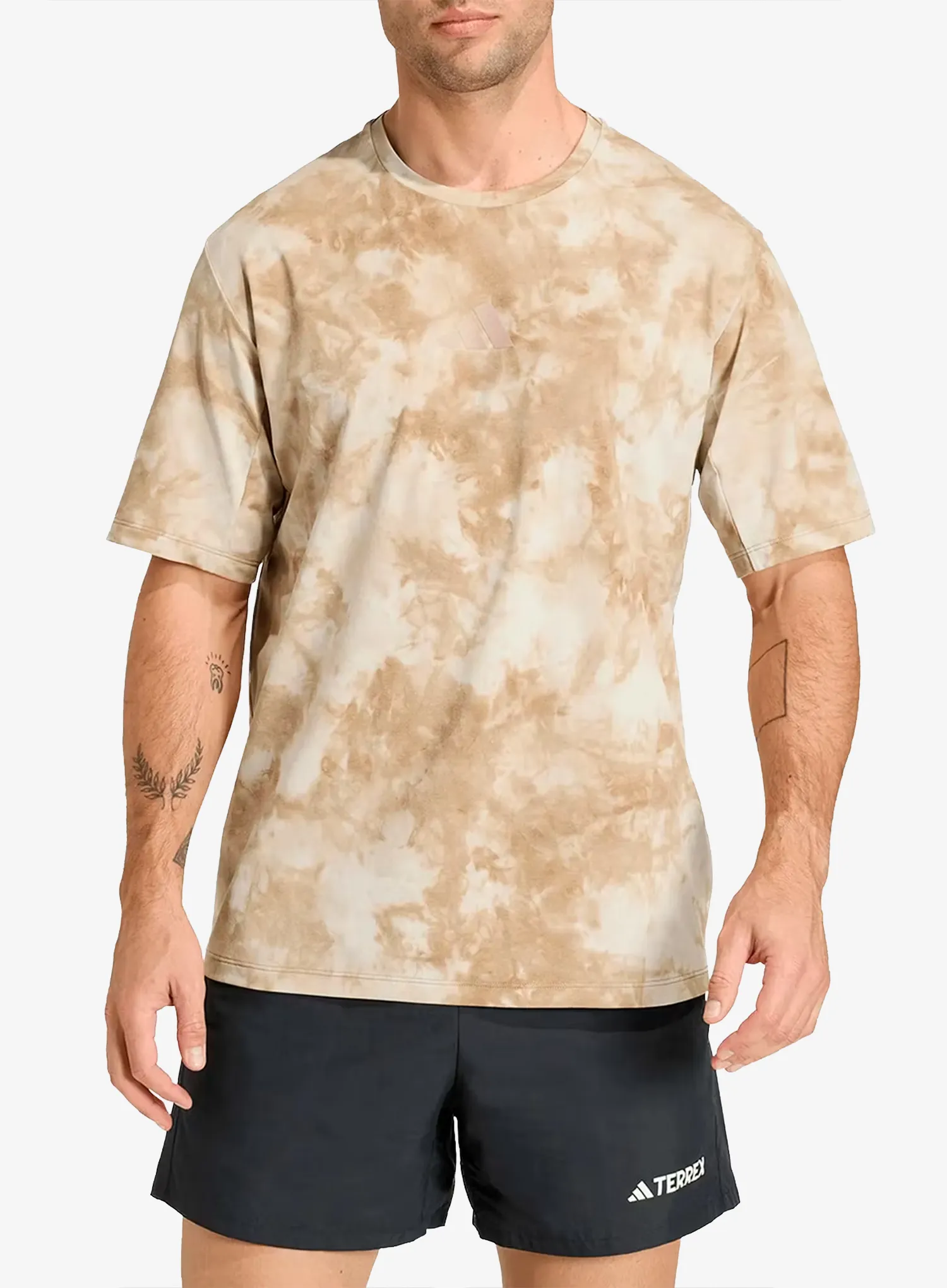 qwe_adidasTERREXMultiSprayDyeTeewonderaluminacardboard4068819767695a.webp