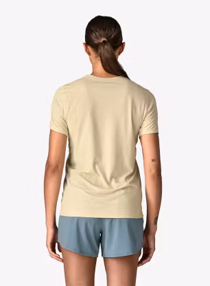 Moteriški greitai džiūstantys marškinėliai Patagonia Cap Cool Ultra Shirt - pumice/dyno white x-dye