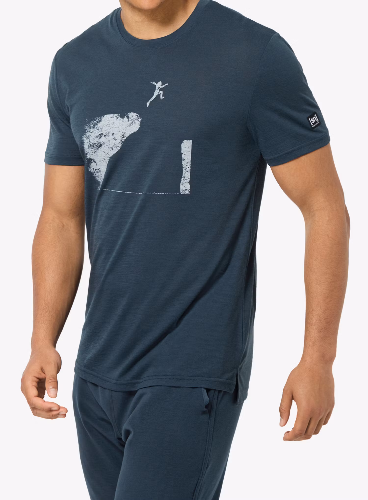 Super_naturalJumpingJackTee_blueberry_vaporgrey_903.webp