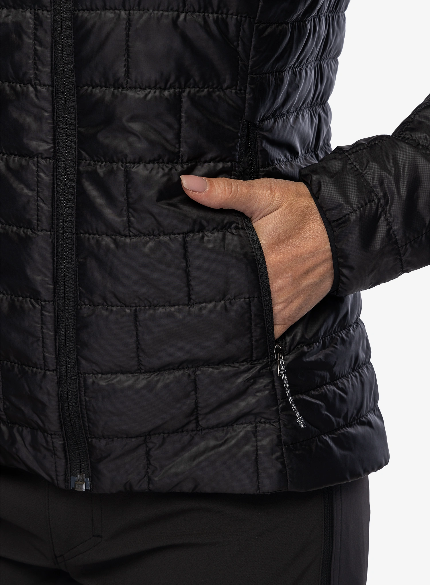 Moteriška striukė Patagonia Nano Puff Hoody - black/black/black