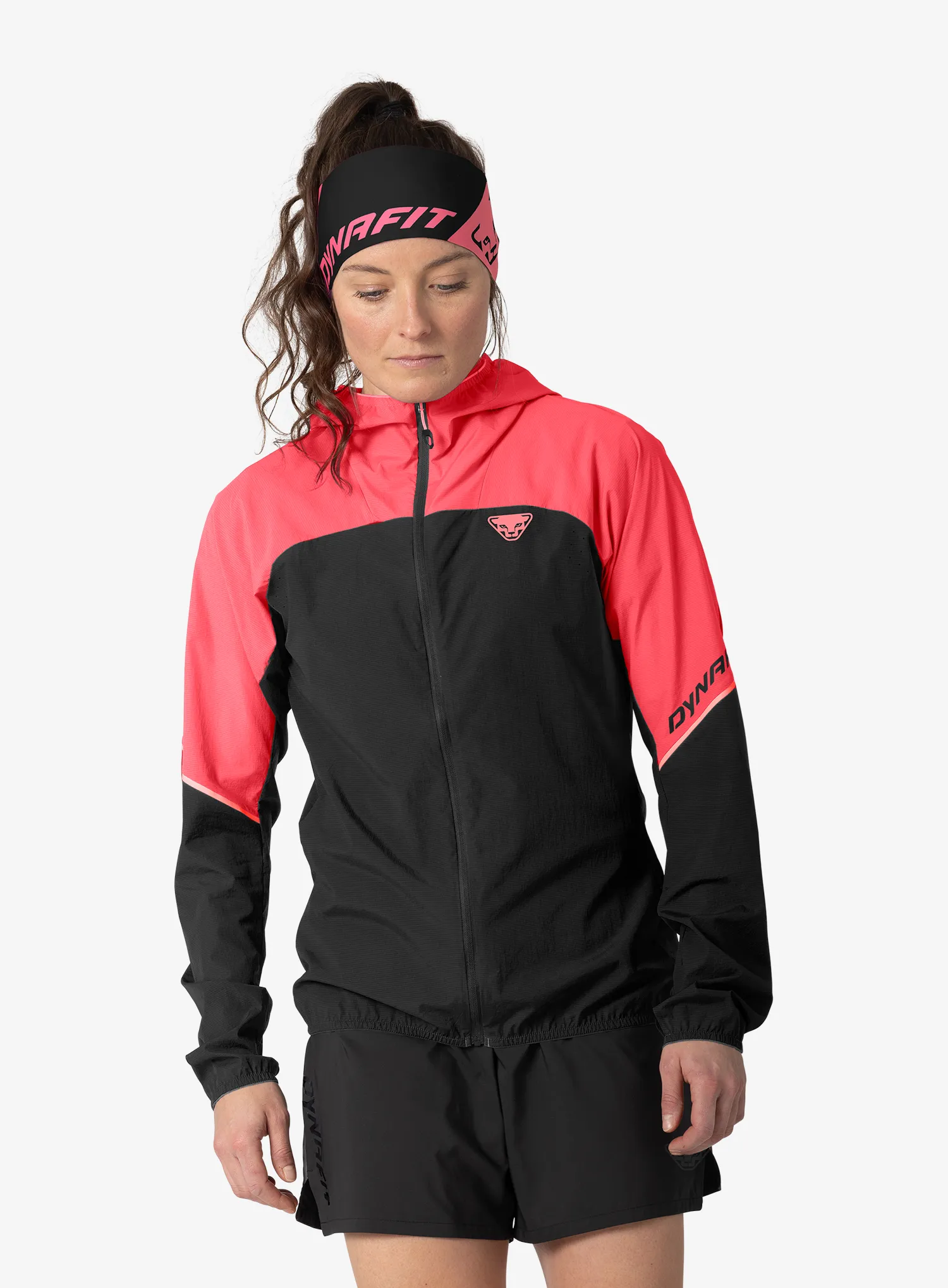 DynafitAlpineWindJacket_cabanablackout4053866762946a.webp