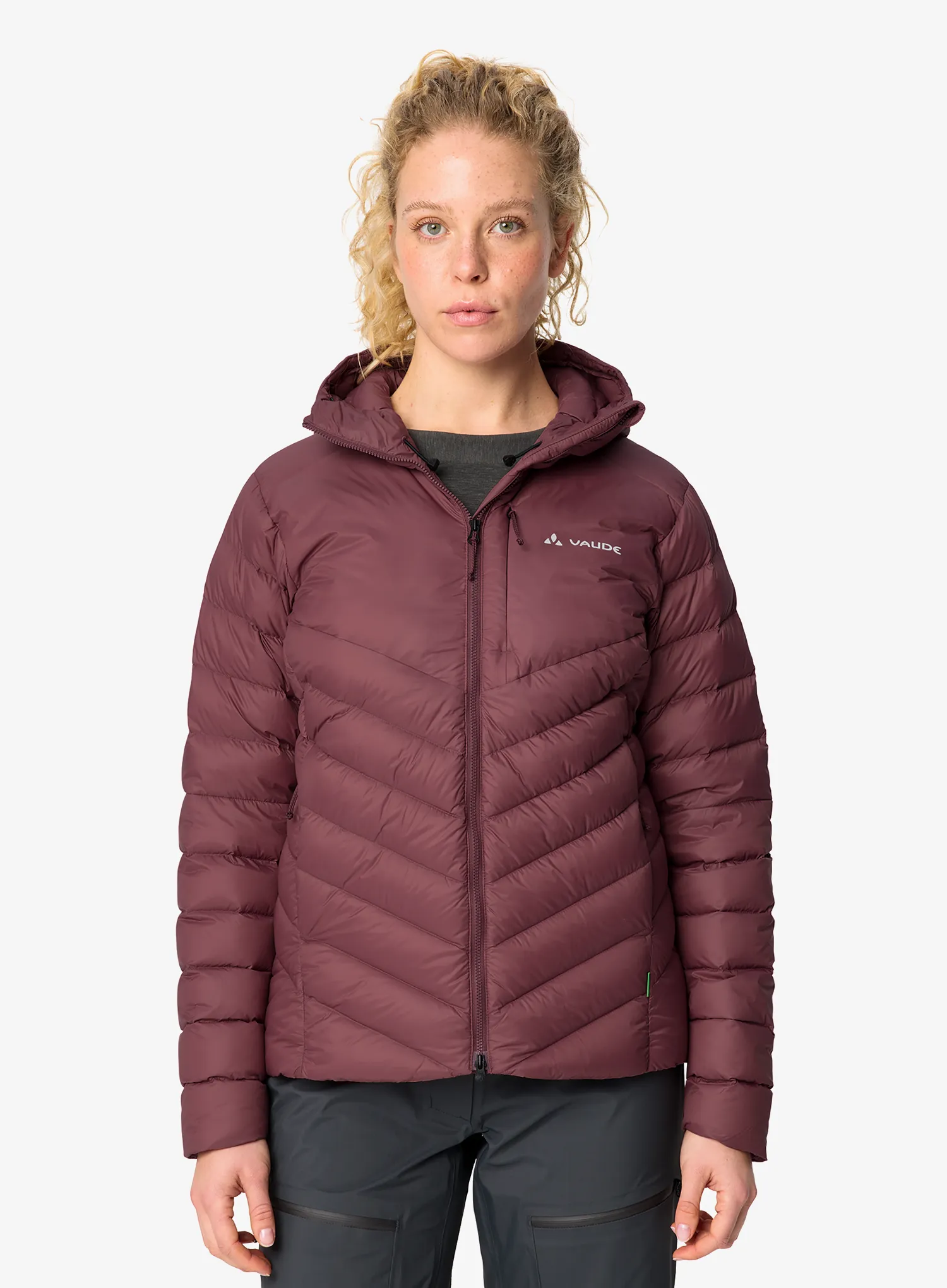 VaudeMonvisoDownHoodedJacket_rubydusk_fw26_4067729236161_1_494.webp