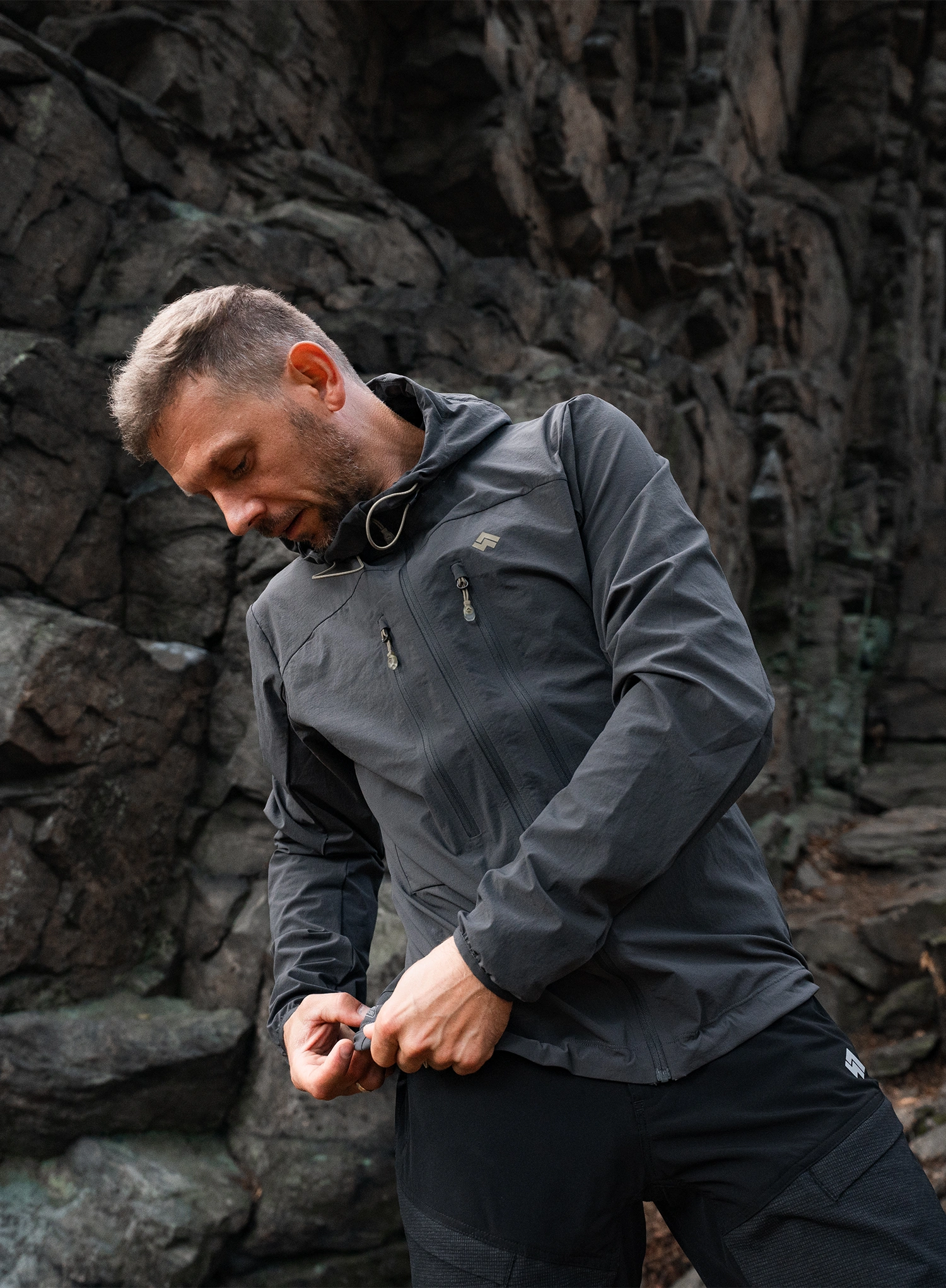 Softshell striukė Alpinus Pourri - graphite