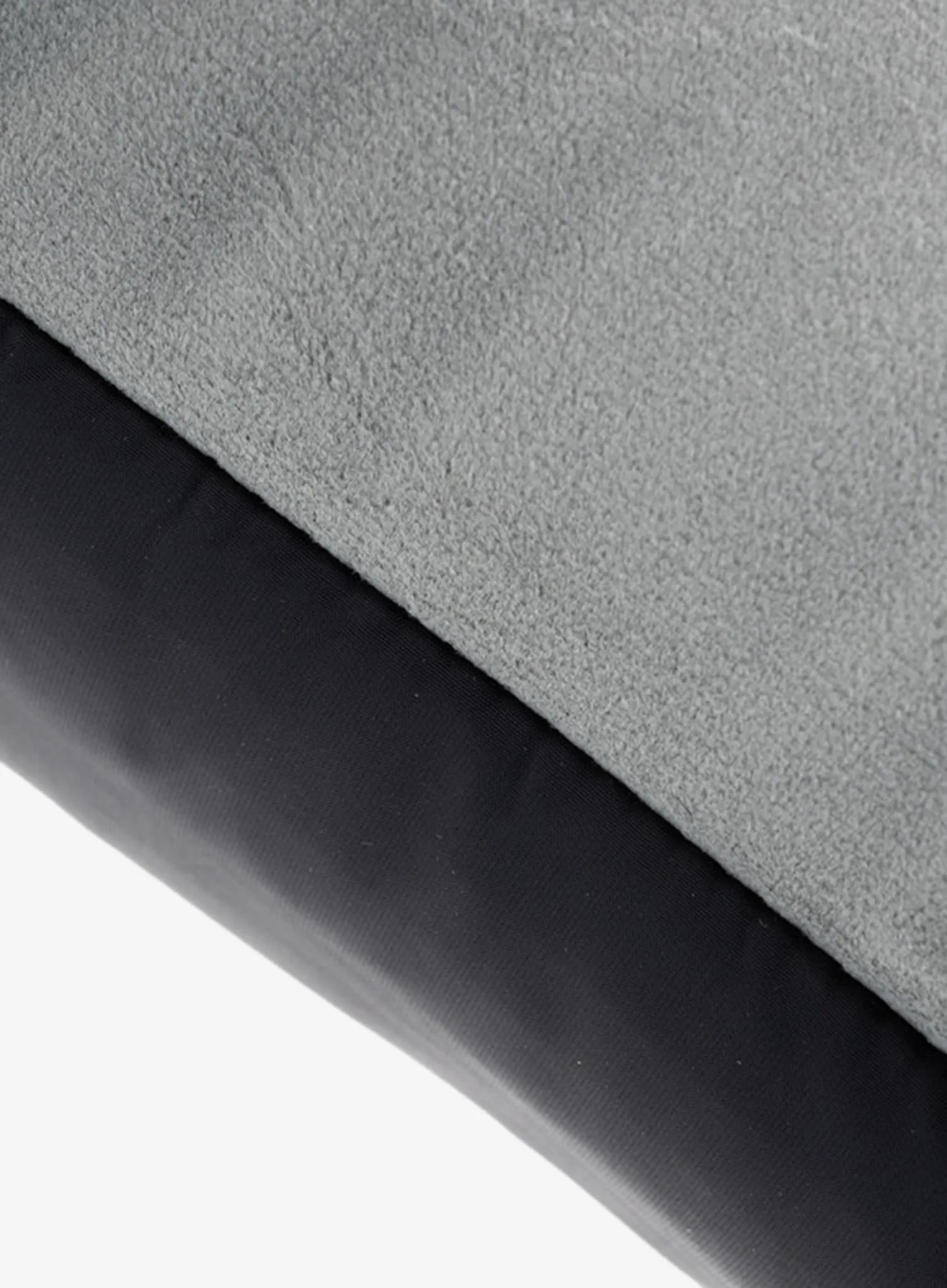 Pagalvė Cocoon Synthetic Travel Pillow M - charcoal/smoke grey