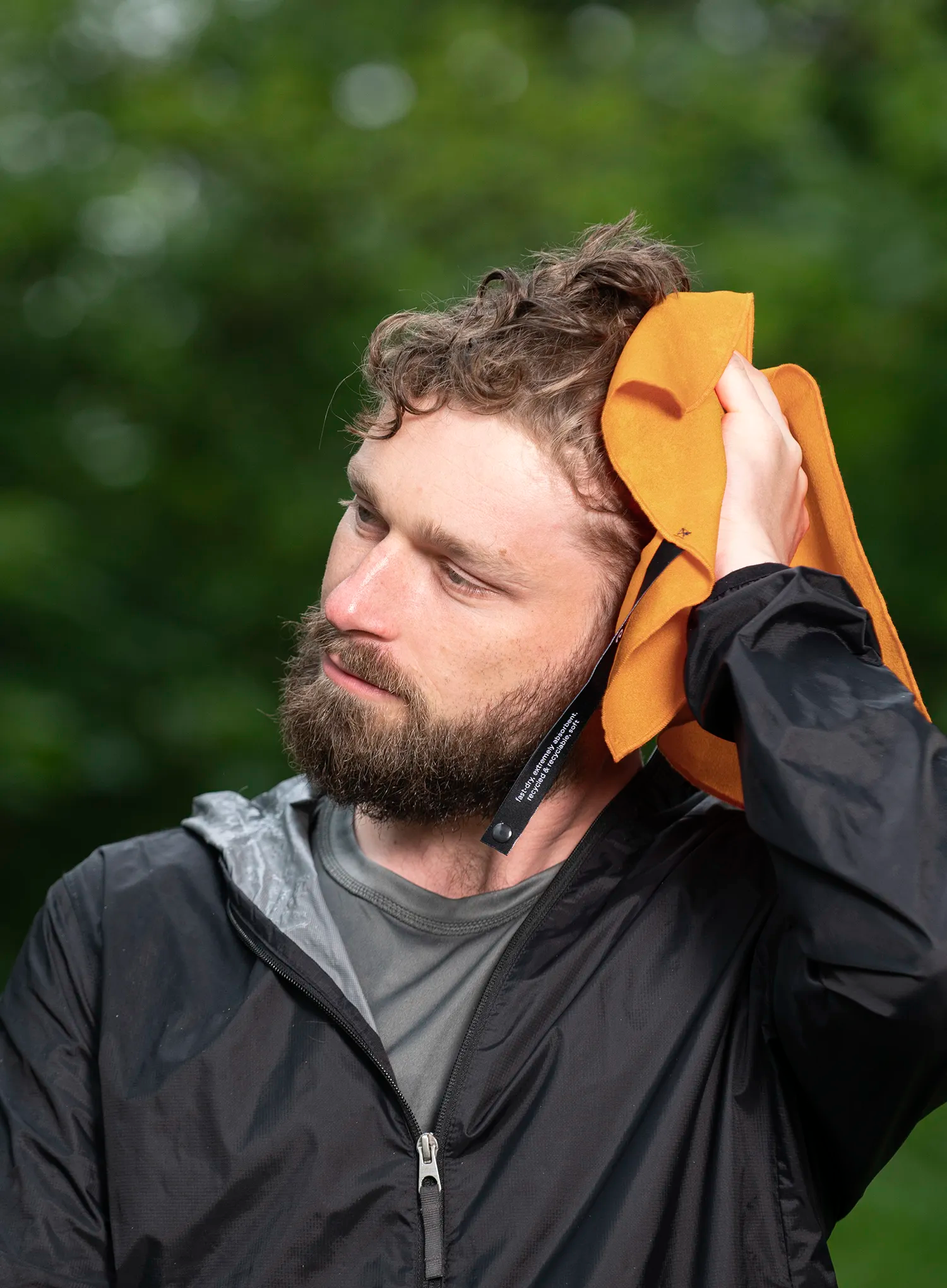 Greitai džiūstantis rankšluostis Cocoon Microfiber Towel Hyperlight XL - sunrise