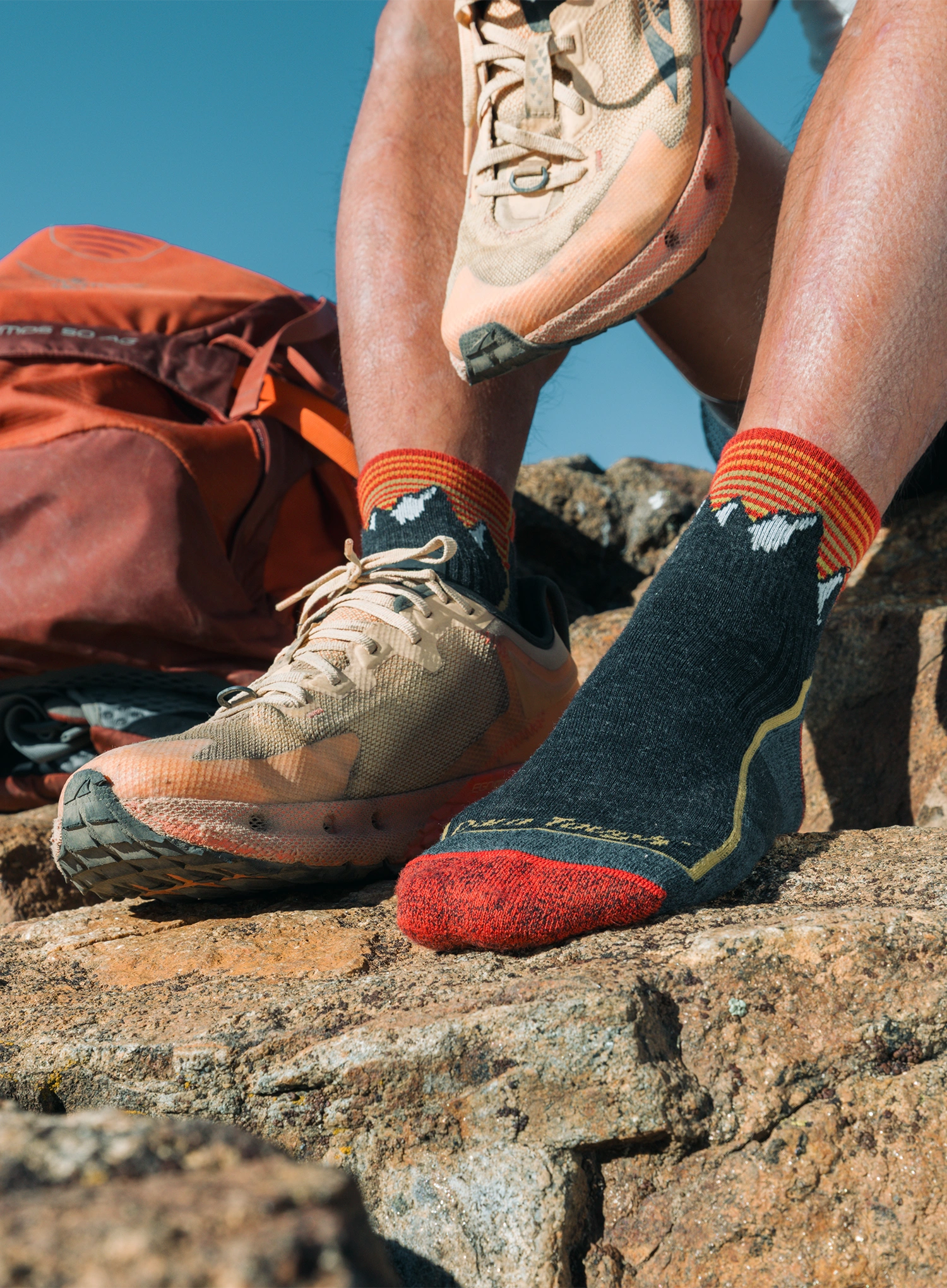 Merino vilnos kojinės Darn Tough Hiker 1/4 Midweight with Cushion - mountain gray