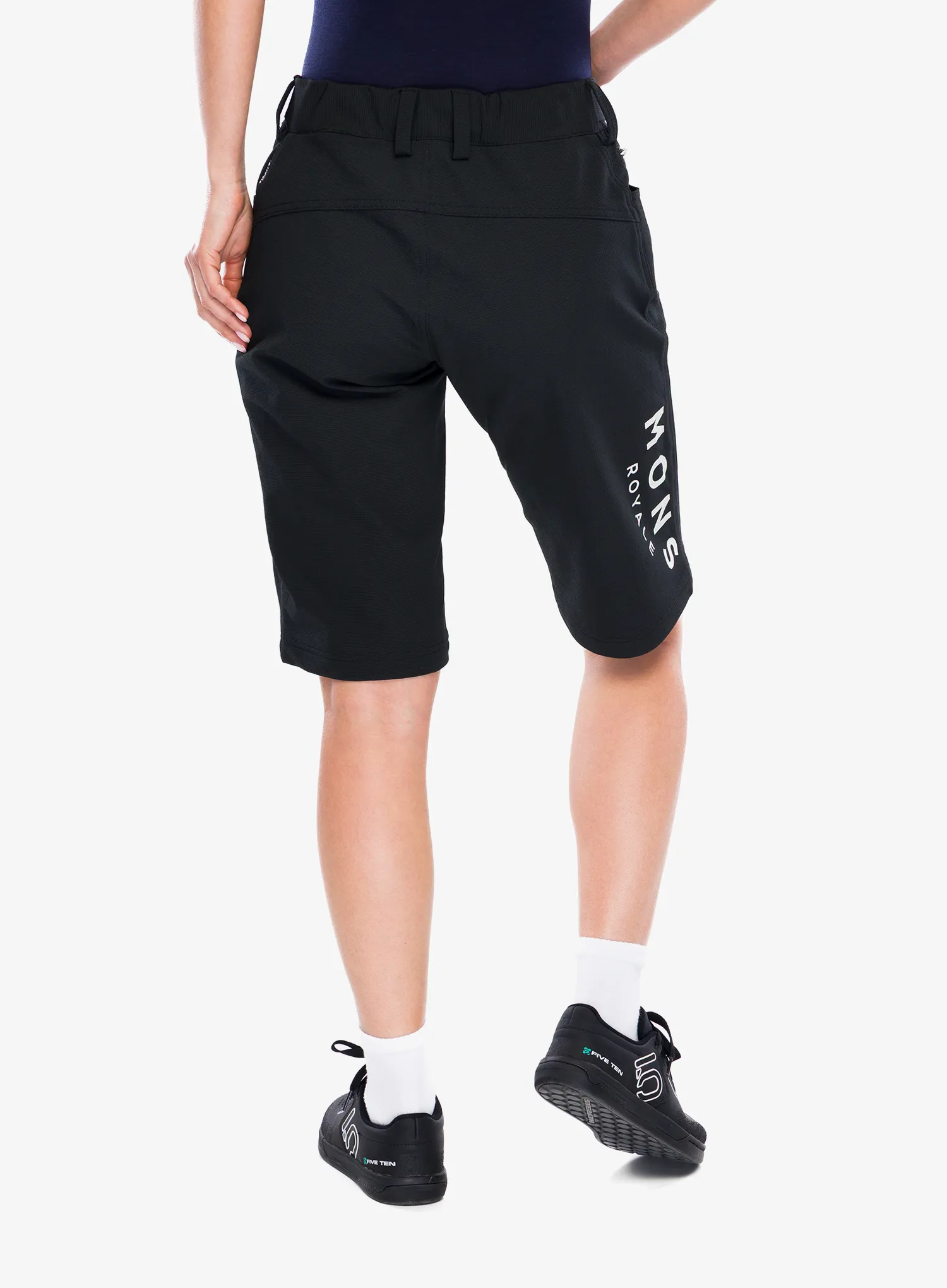 Dviratininko šortai moterims Mons Royale Momentum 2.0 Bike Shorts - black