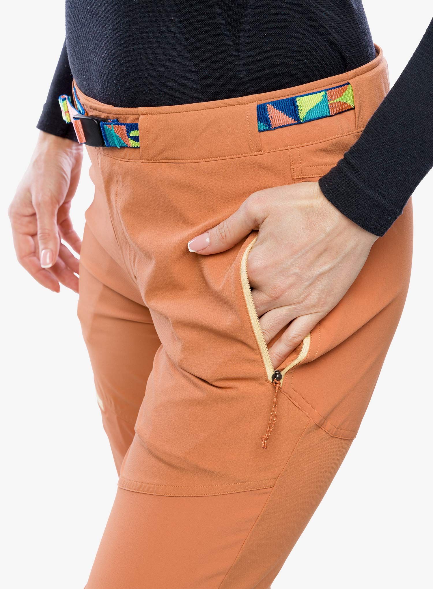 Lietaus kelnės moterims Patagonia Altvia Alpine Pants - sienna clay