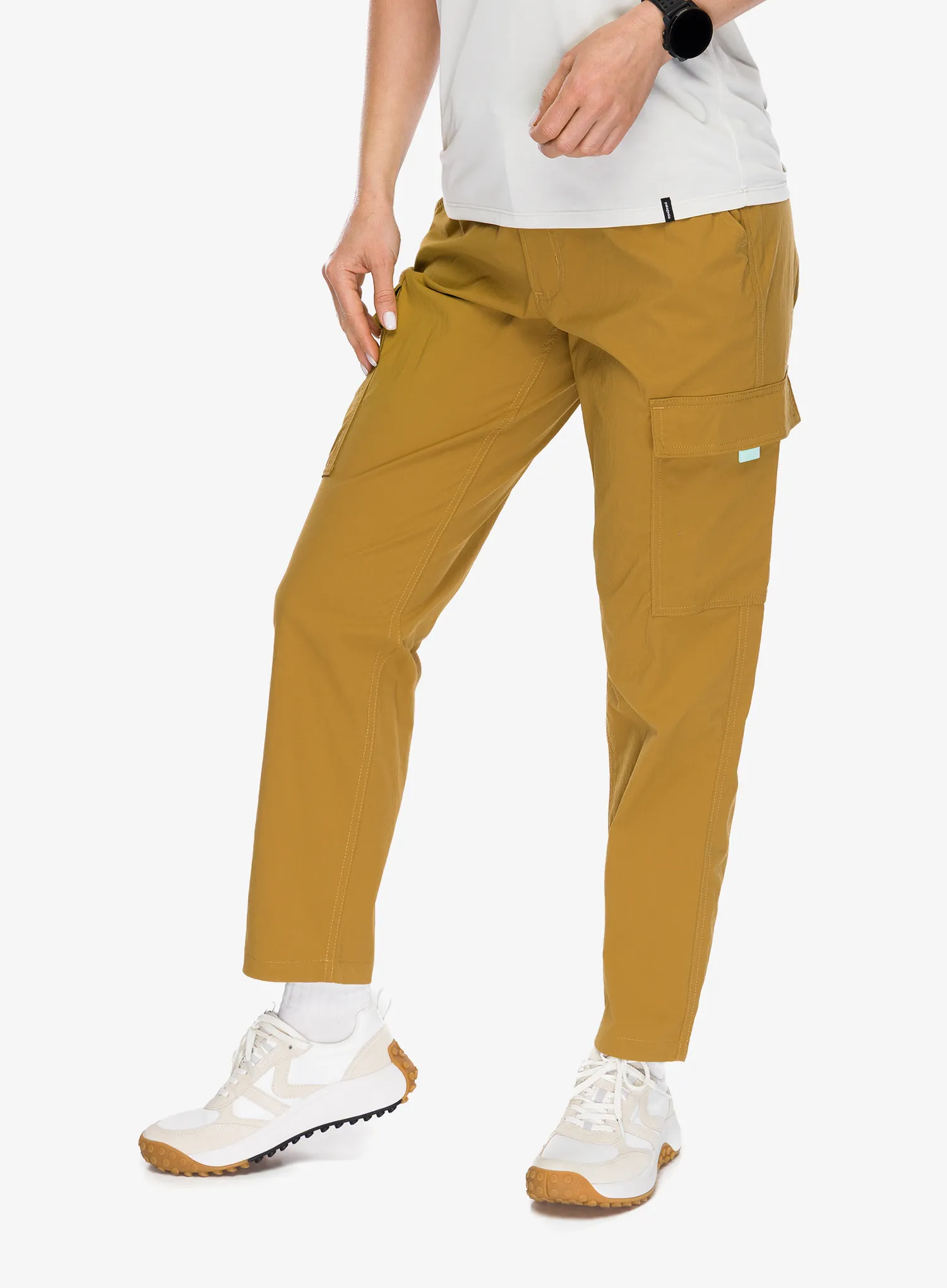 Turistinės kelnės moterims Patagonia Outdoor Everyday Cargo Pants - bobcat brown