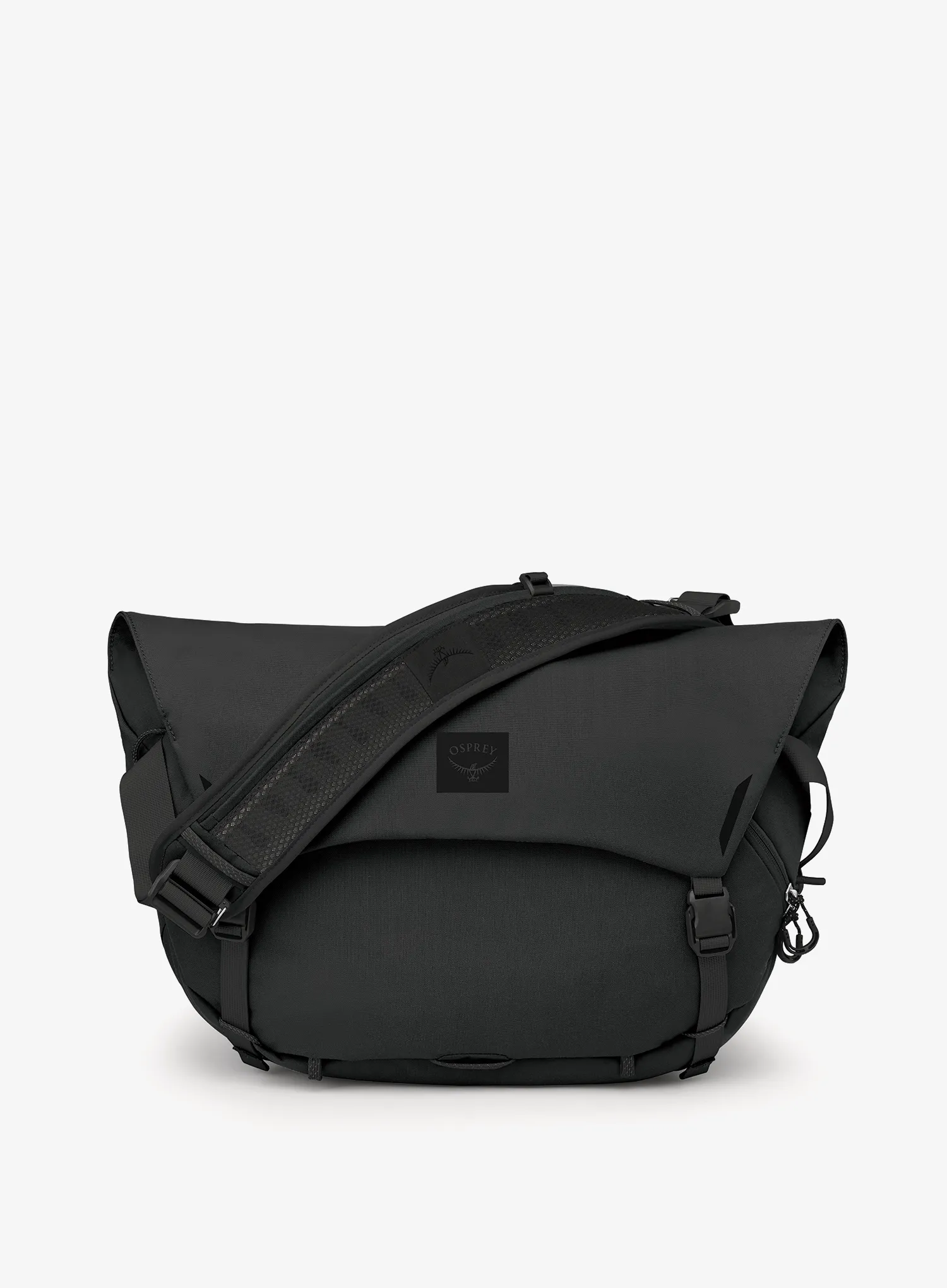 OspreyMetronMessenger18_black_fw26_843820199604_432.webp