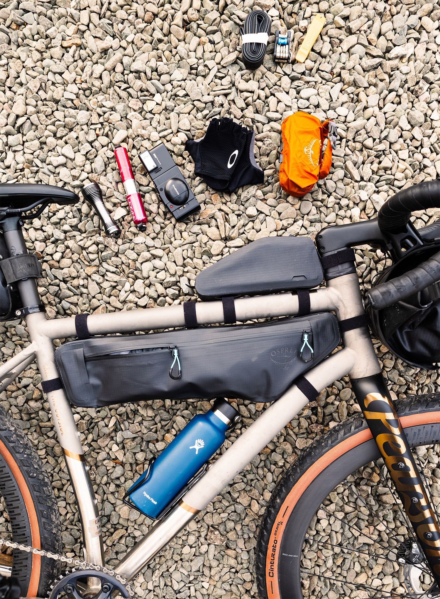 Dviračio rėmo krepšys Osprey Escapist Frame Bag L - black